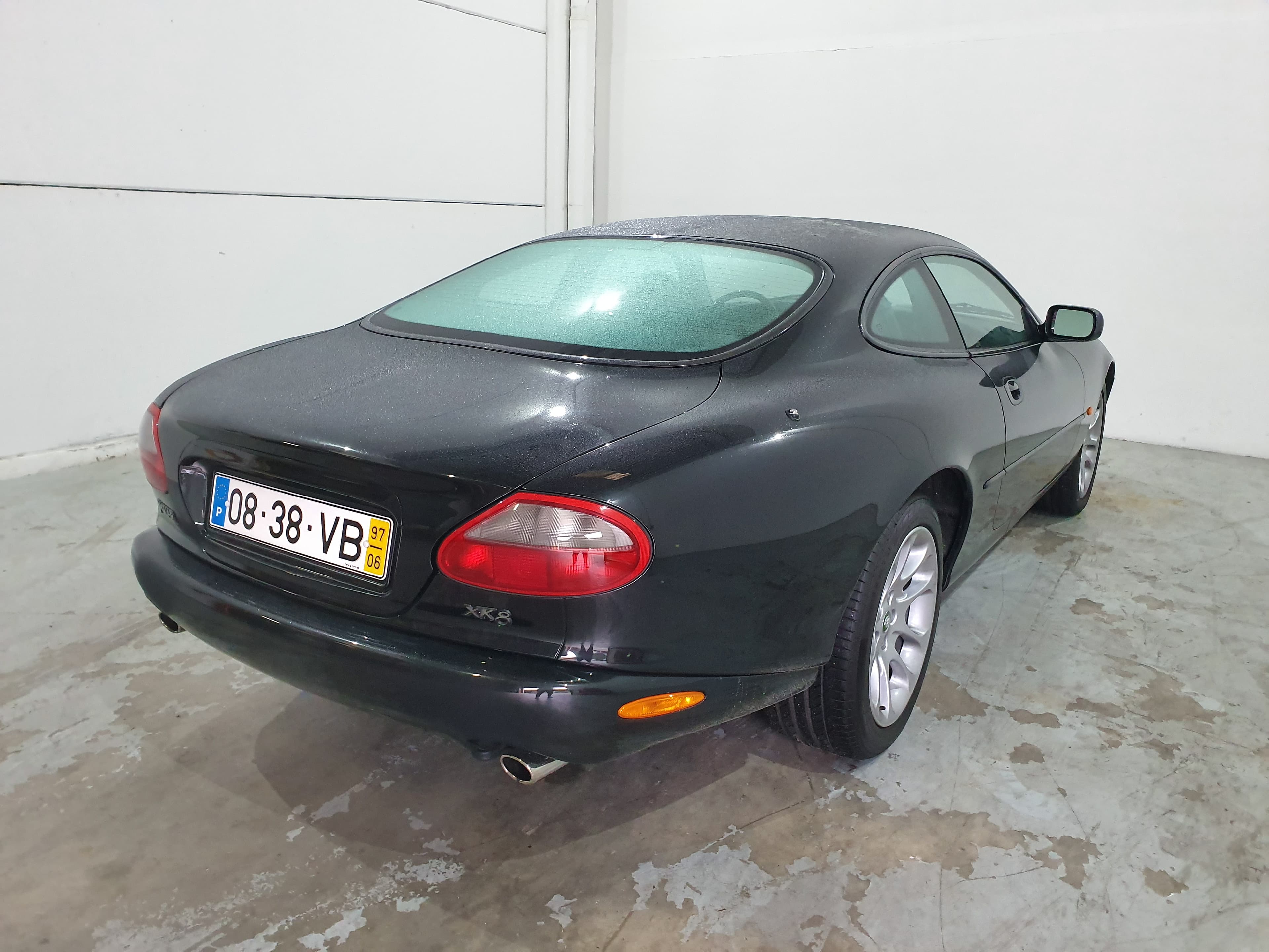 Jaguar XK8 Coupé · Ano 1997 — image 6