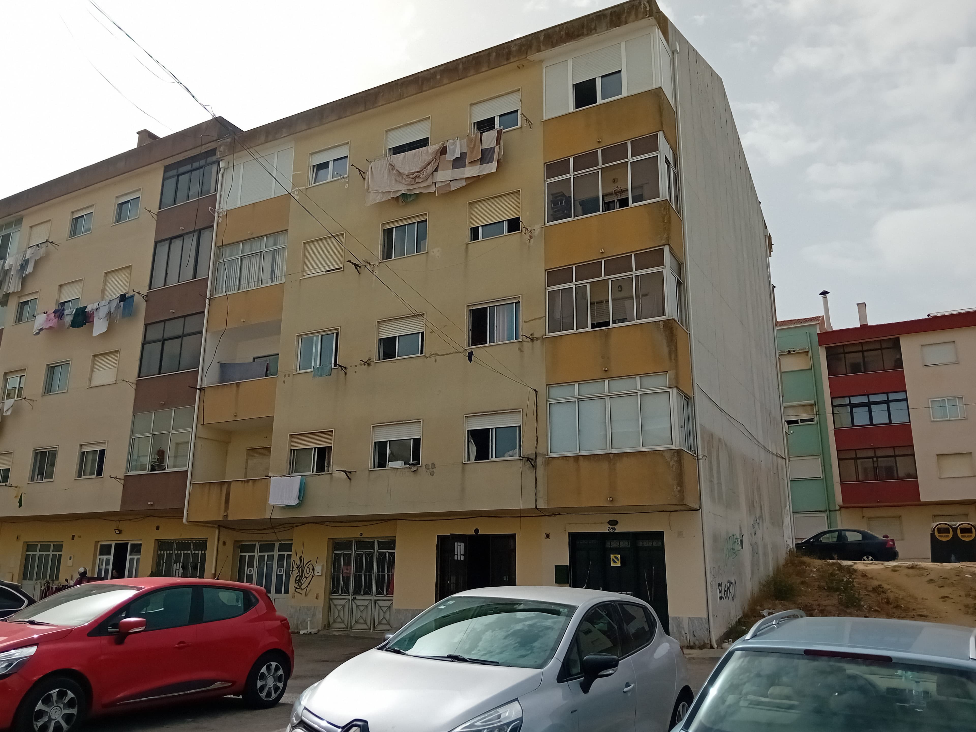 Loja · Seixal — image 2