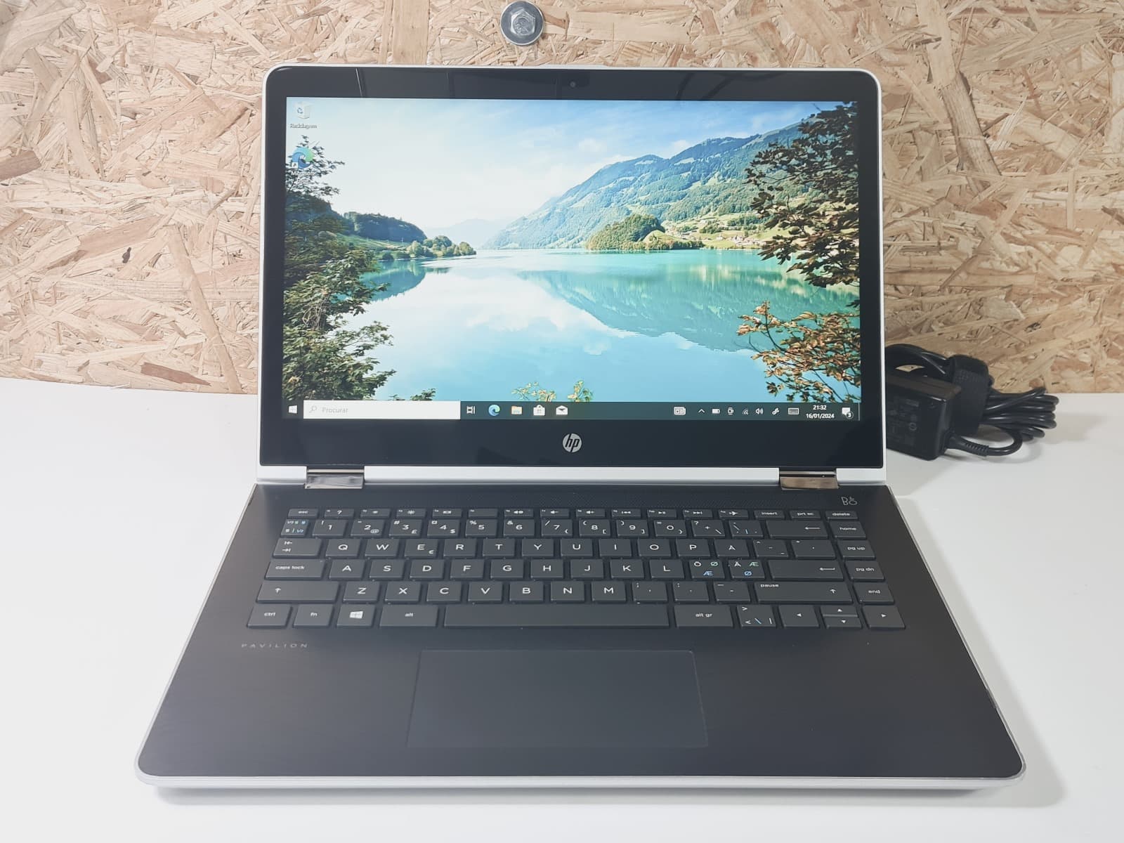 Portátil HP Pavilion X360 Convertible — imagen 1