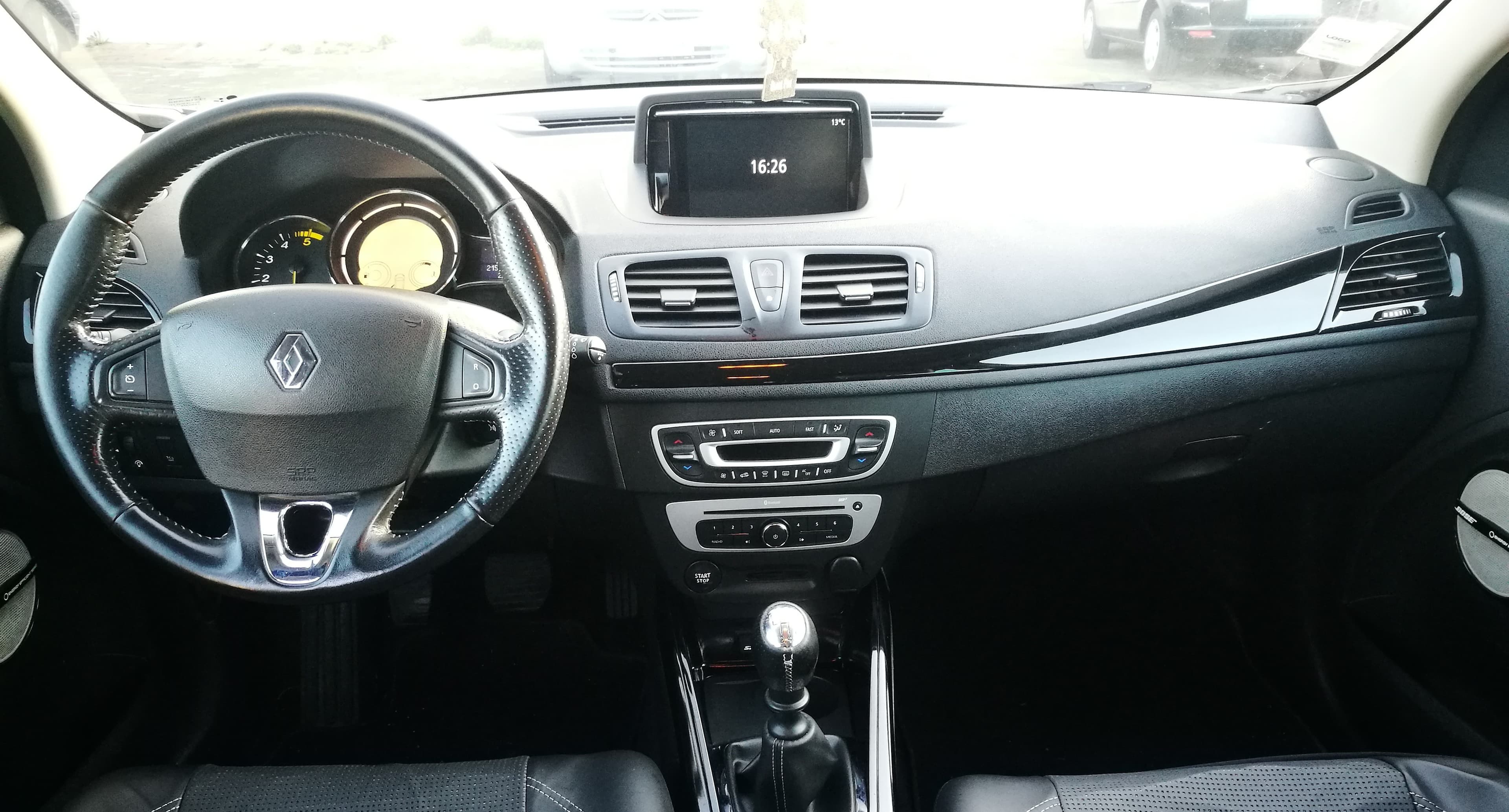 Renault Mégane · Ano 2015 — imagem 8