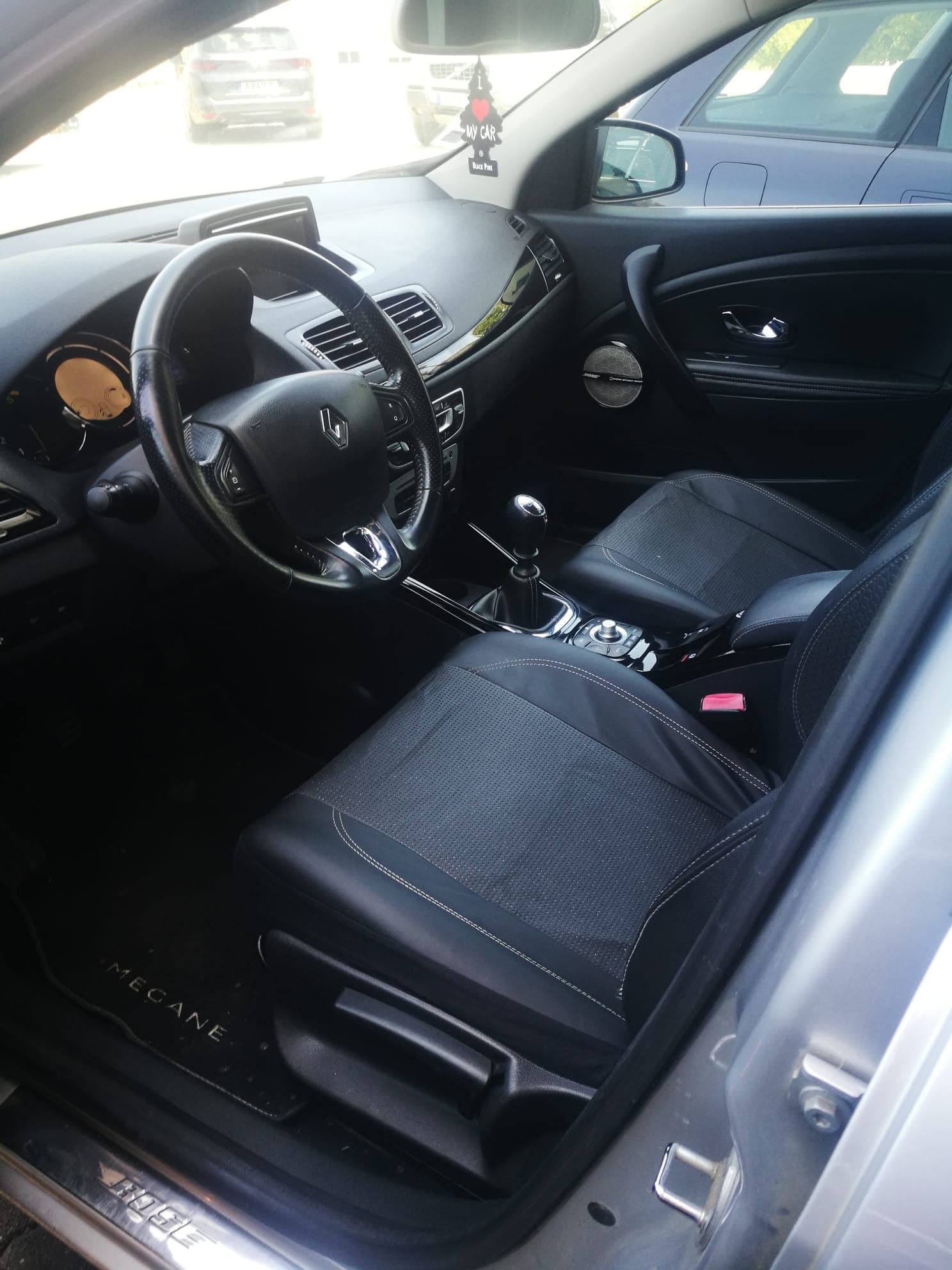 Renault Mégane · Ano 2015 — imagem 11