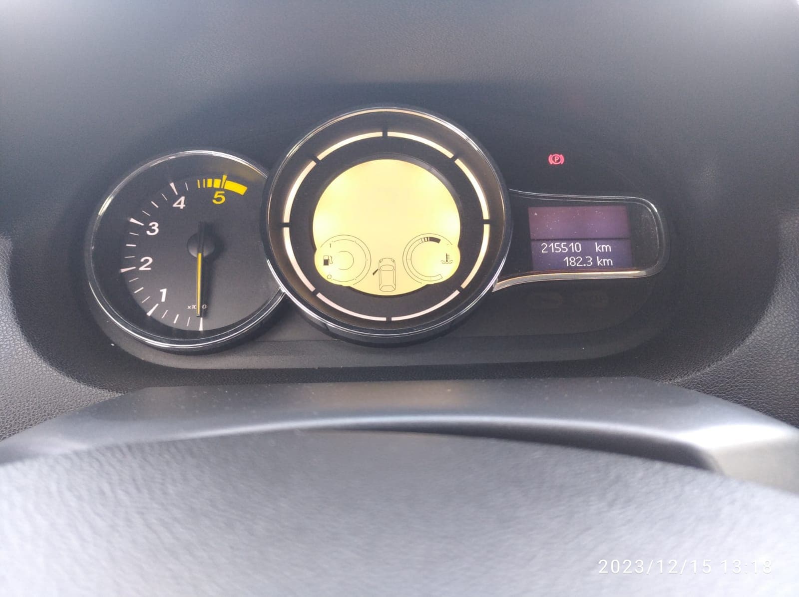 Renault Mégane · Ano 2015 — imagem 9