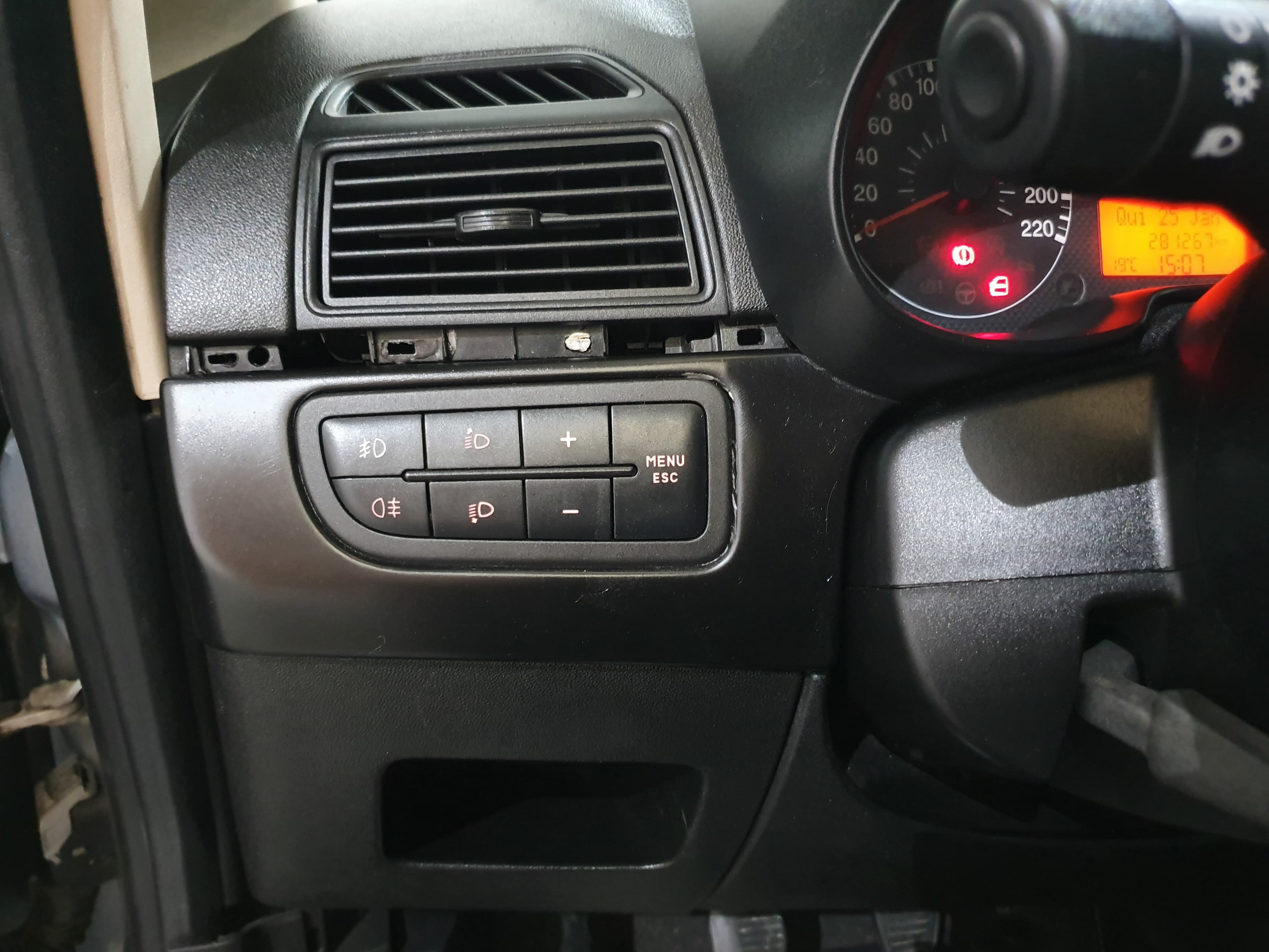 Fiat Punto · Ano 2006 — imagen 33