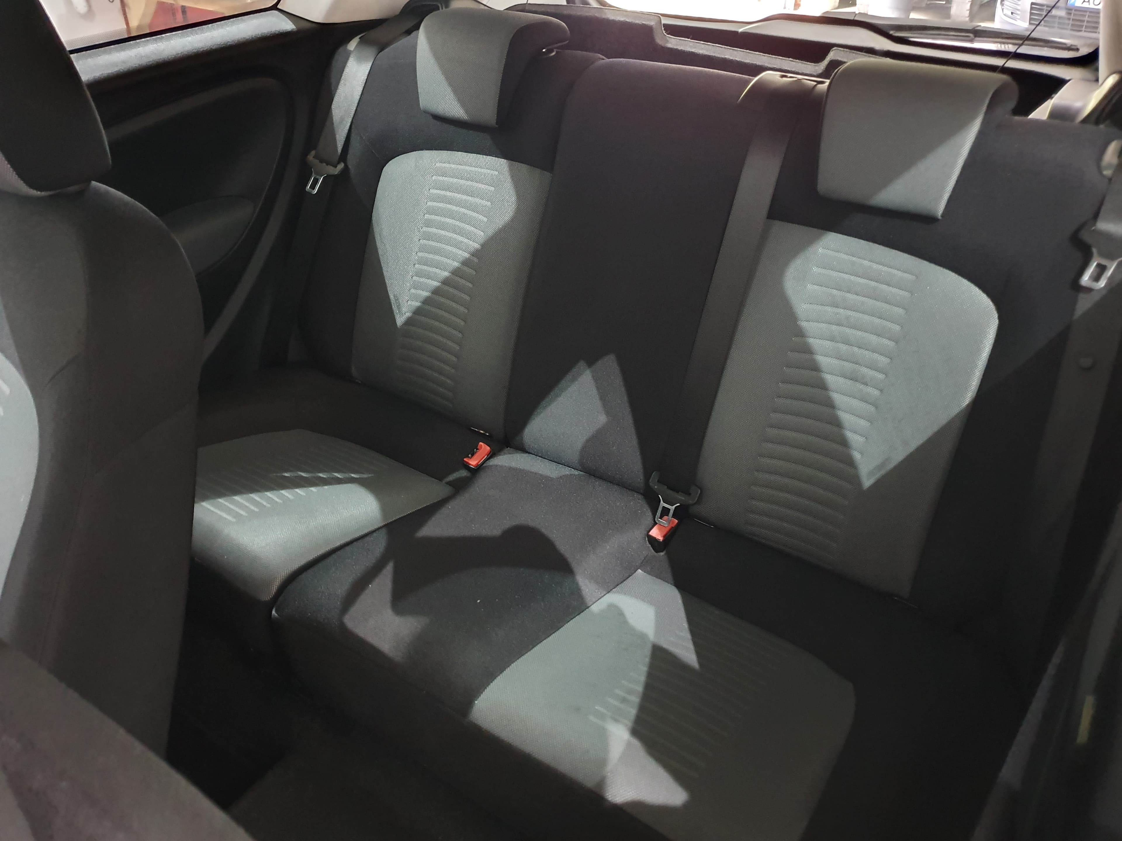 Fiat Punto · Ano 2006 — imagen 24