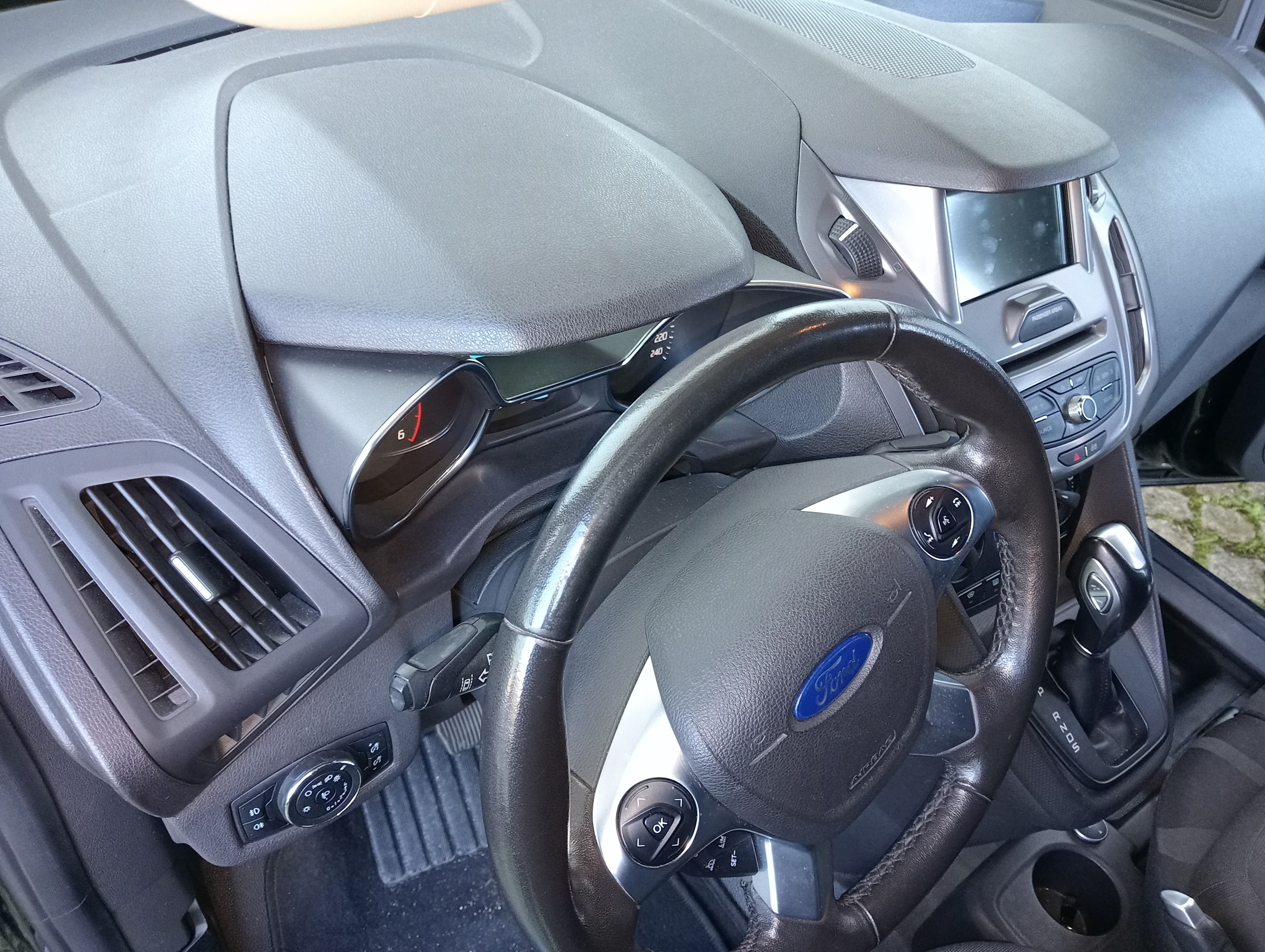Ford Transit Connect — imagem 9