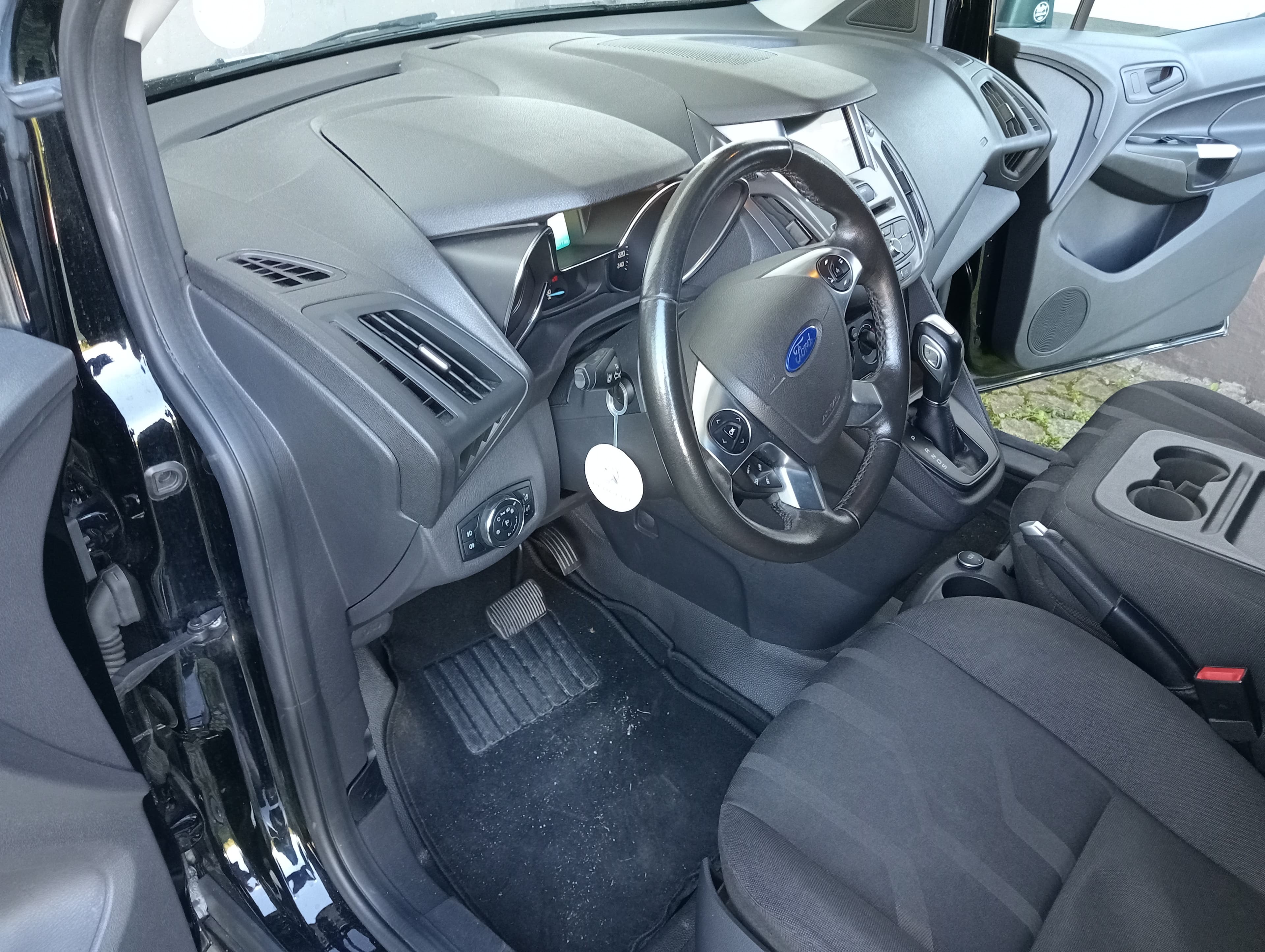 Ford Transit Connect — imagem 7