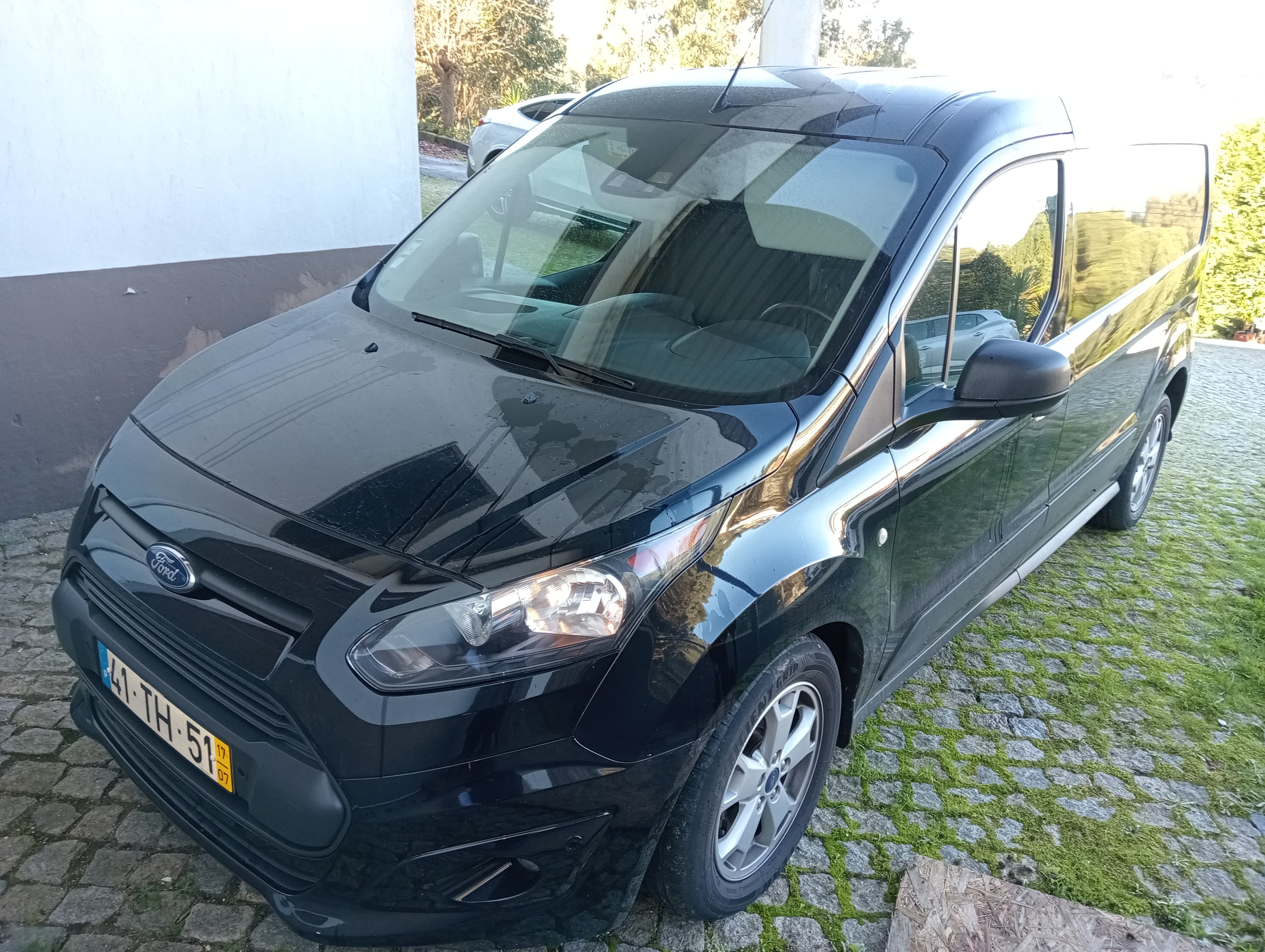 Ford Transit Connect — imagem 1