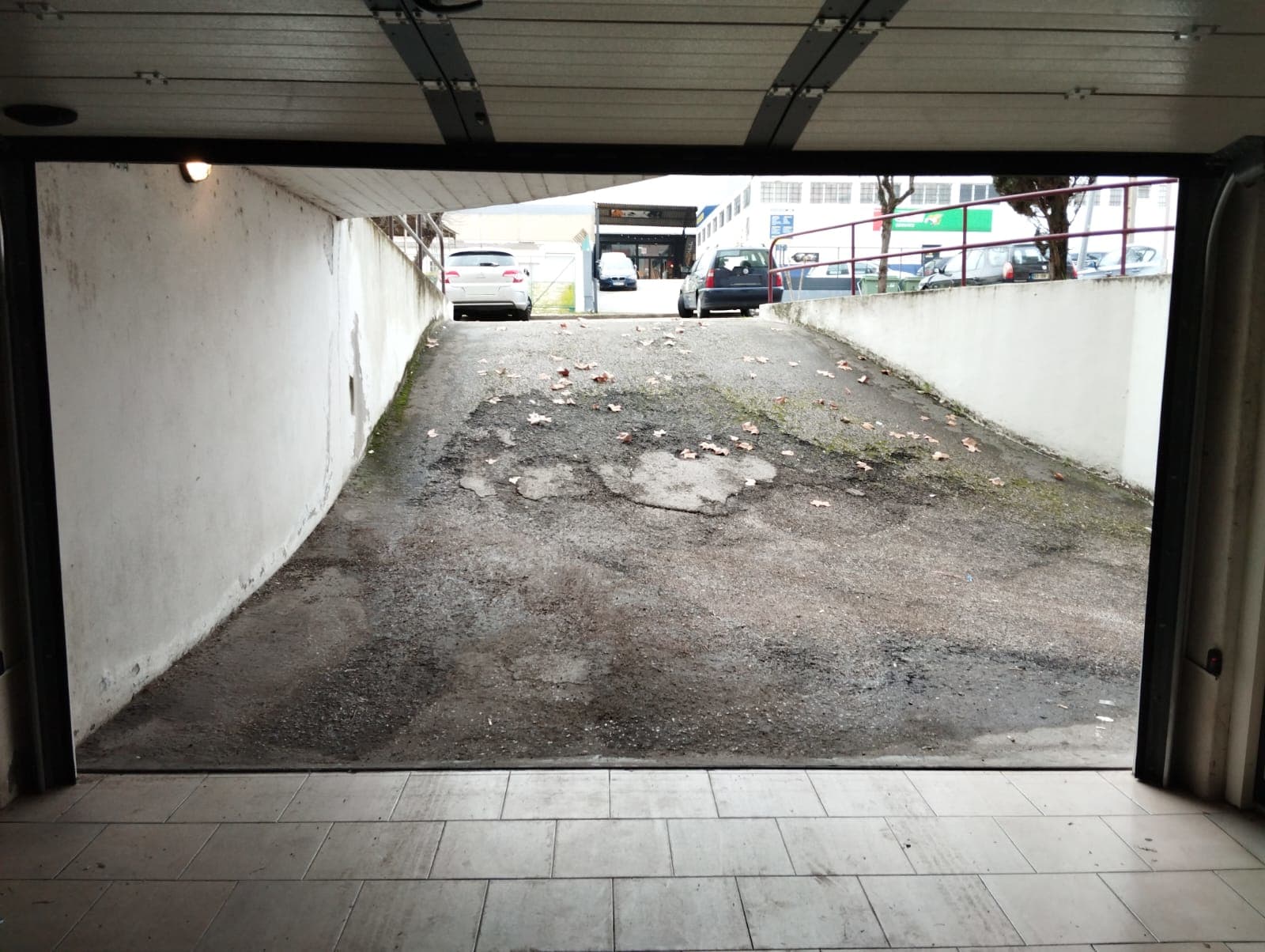 Garagem Fechada · Setúbal — imagem 3