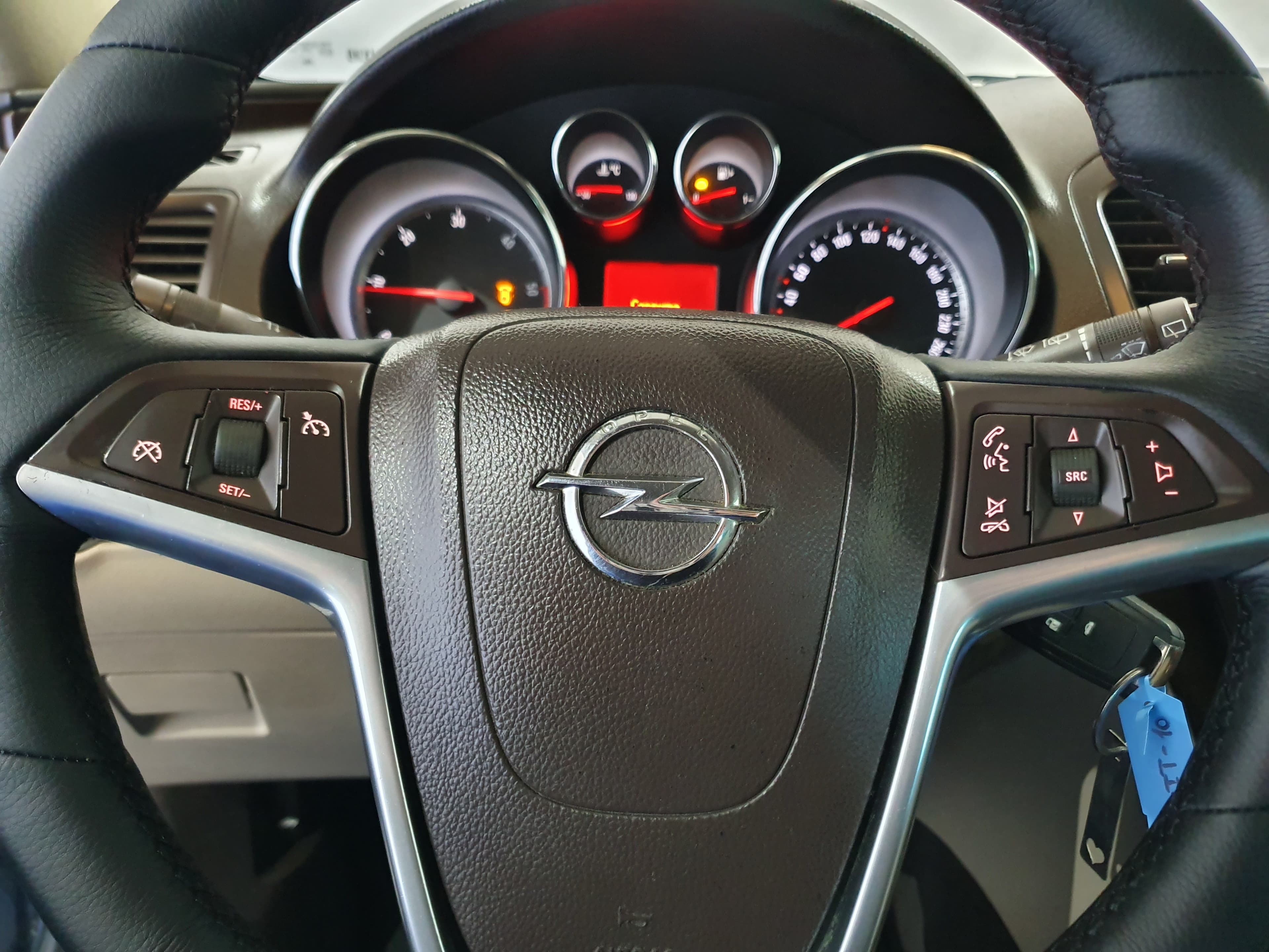 Opel Insígnia · Ano 2010 — imagen 43