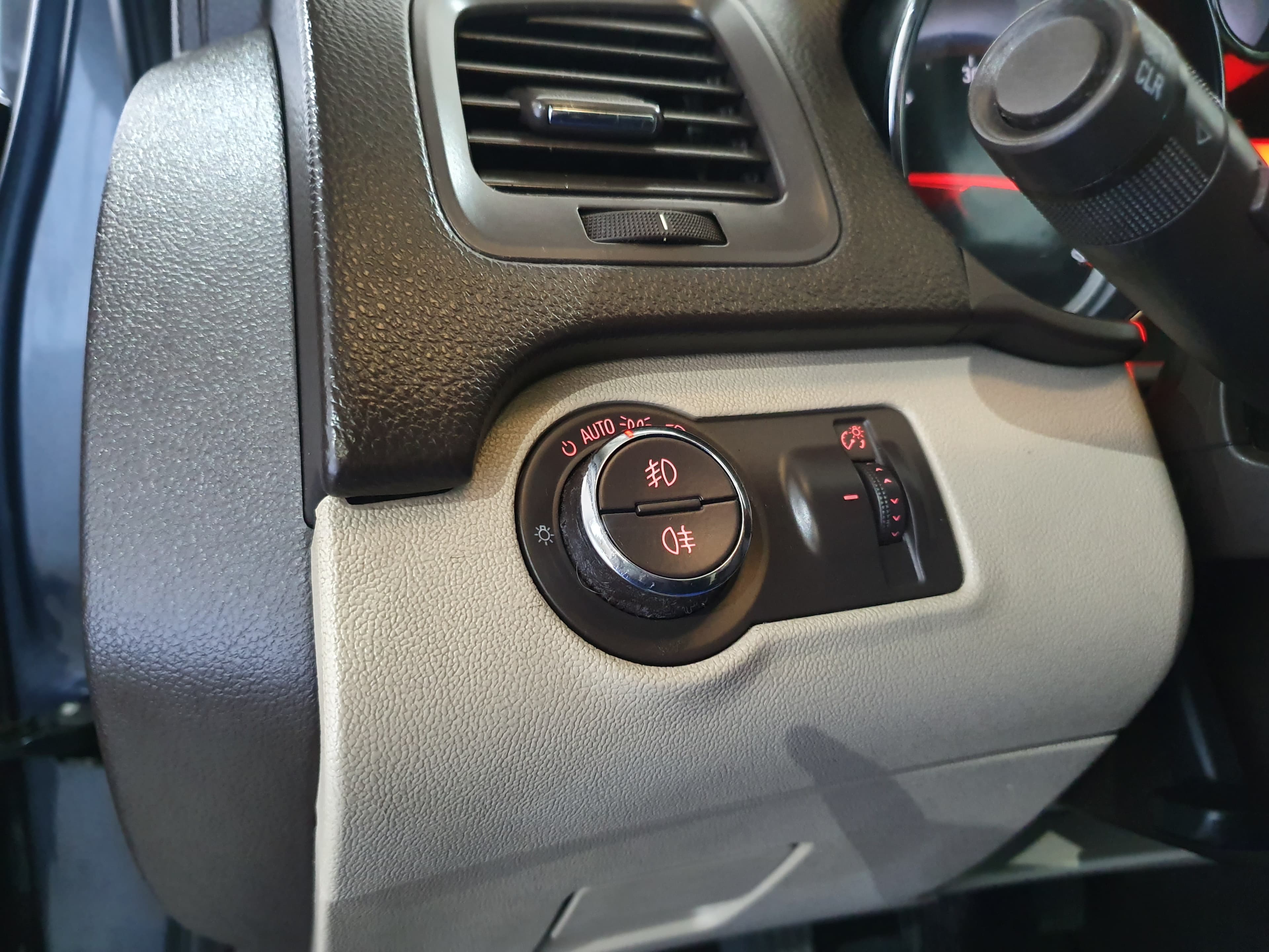 Opel Insígnia · Ano 2010 — imagen 42