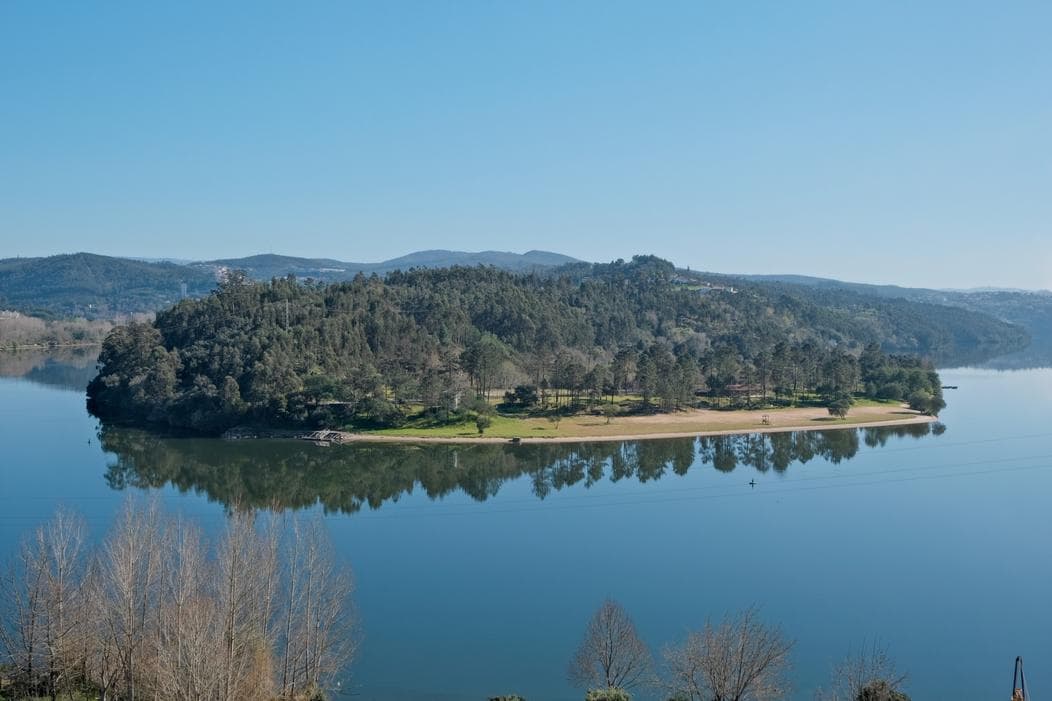 Edifício de 3 Pisos c/ Vista Douro — imagem 14