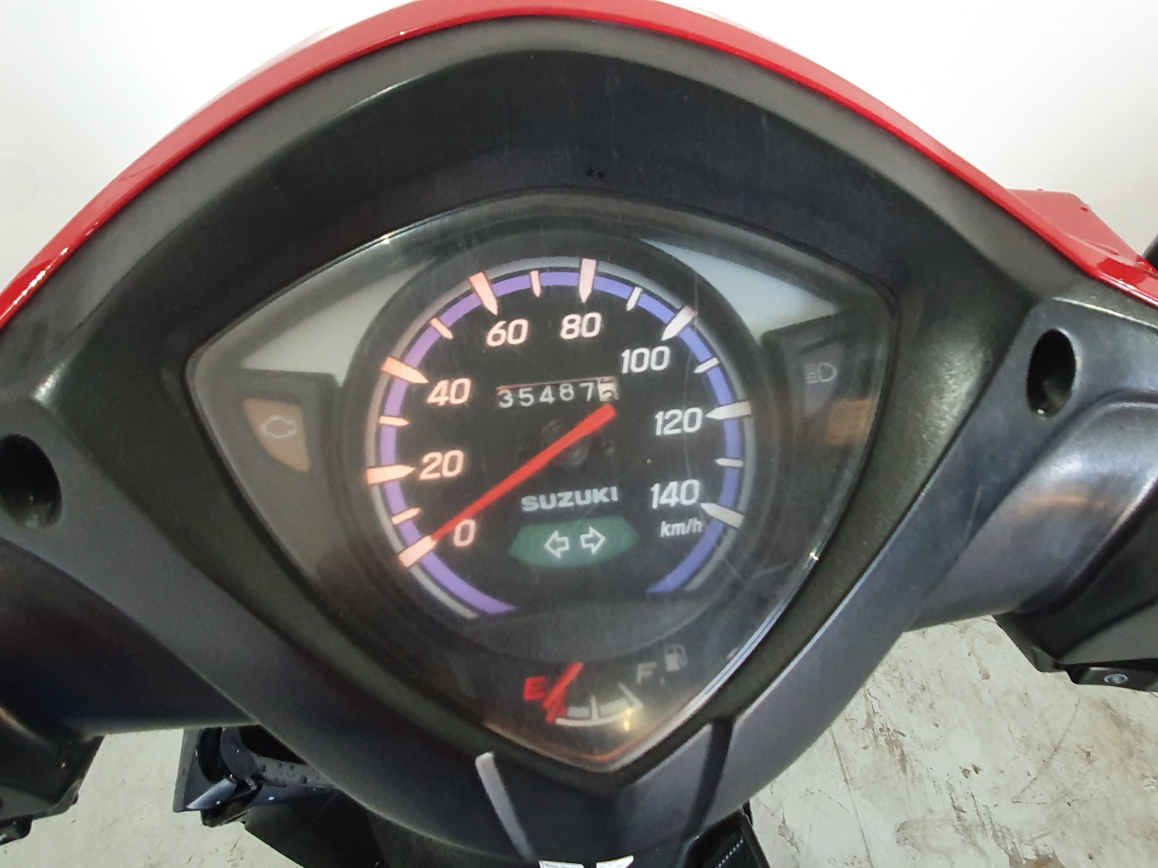 Motociclo Suzuki UK 110 Address · Ano 2015 — imagem 13