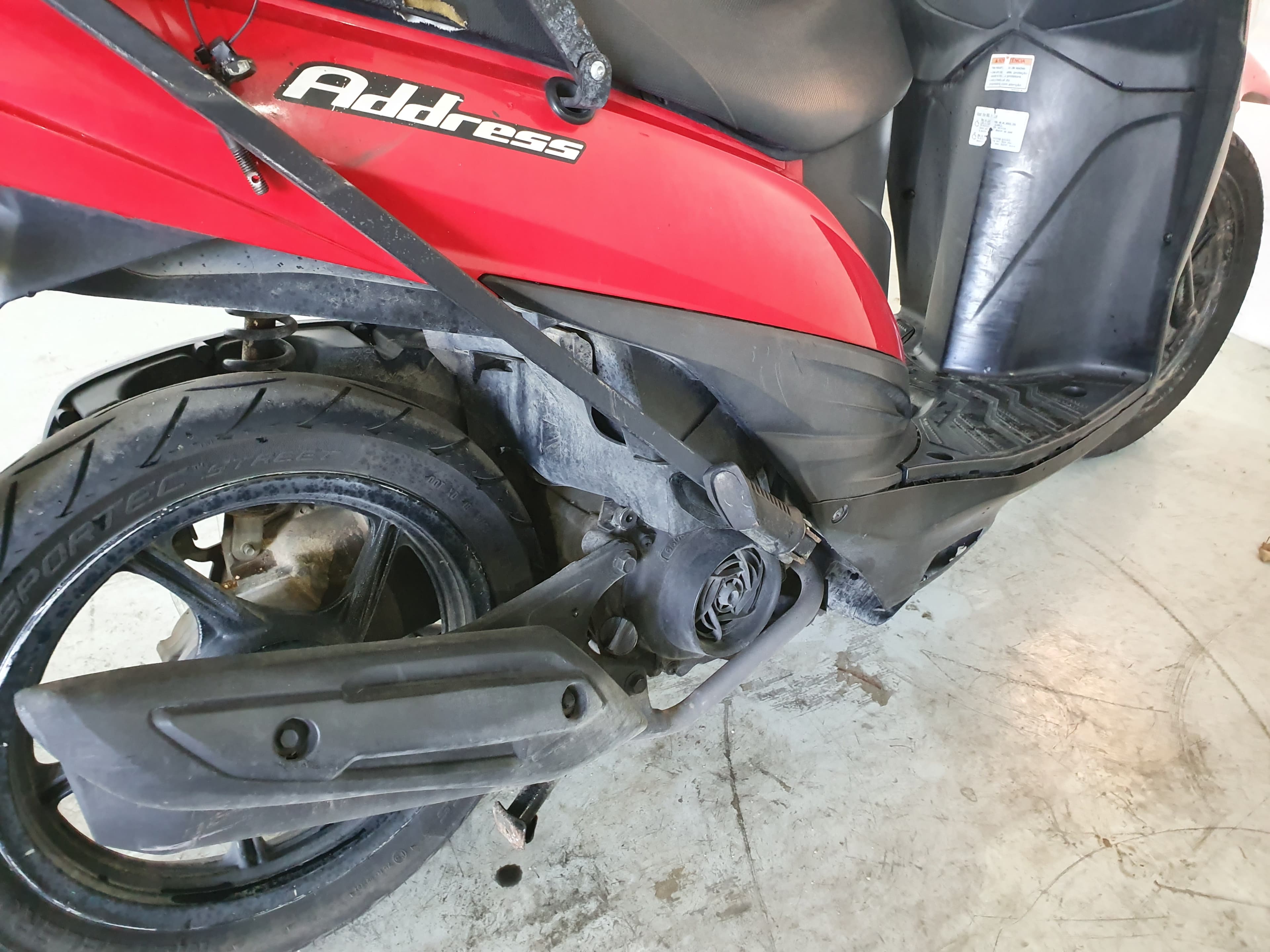 Motociclo Suzuki UK 110 Address · Ano 2015 — imagem 6