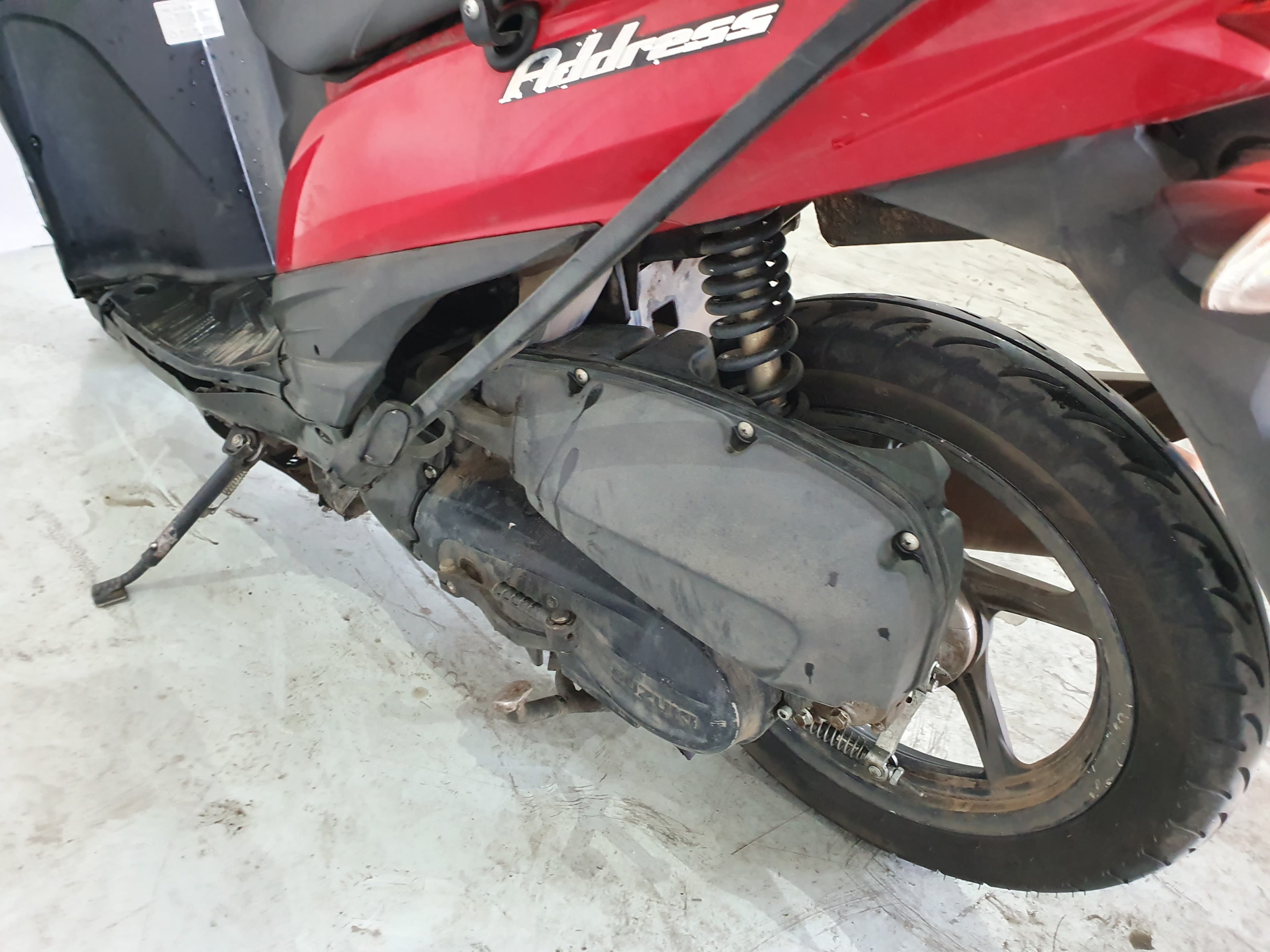 Motociclo Suzuki UK 110 Address · Ano 2015 — imagem 5