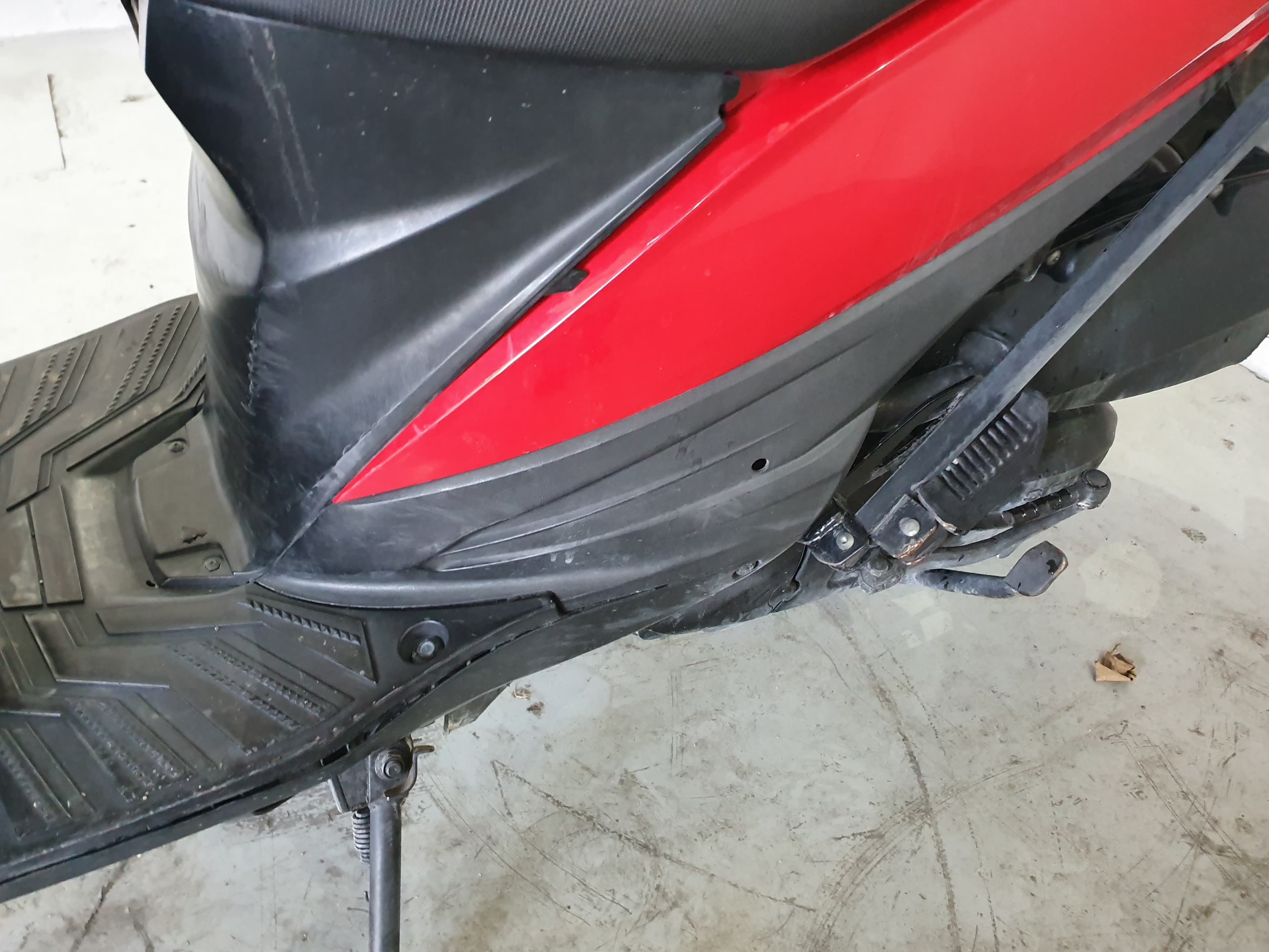 Motociclo Suzuki UK 110 Address · Ano 2015 — imagen 9