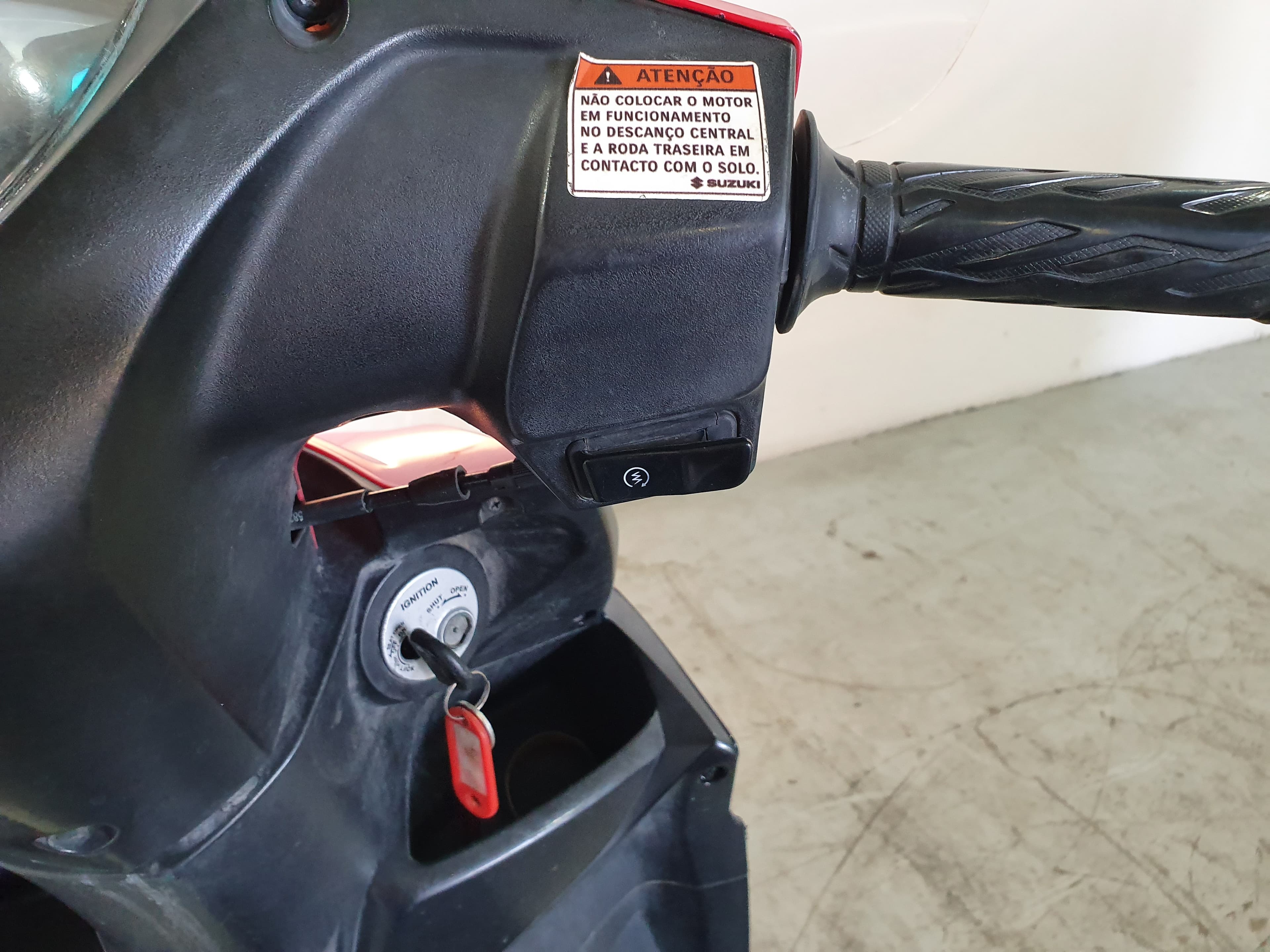 Motociclo Suzuki UK 110 Address · Ano 2015 — imagen 11