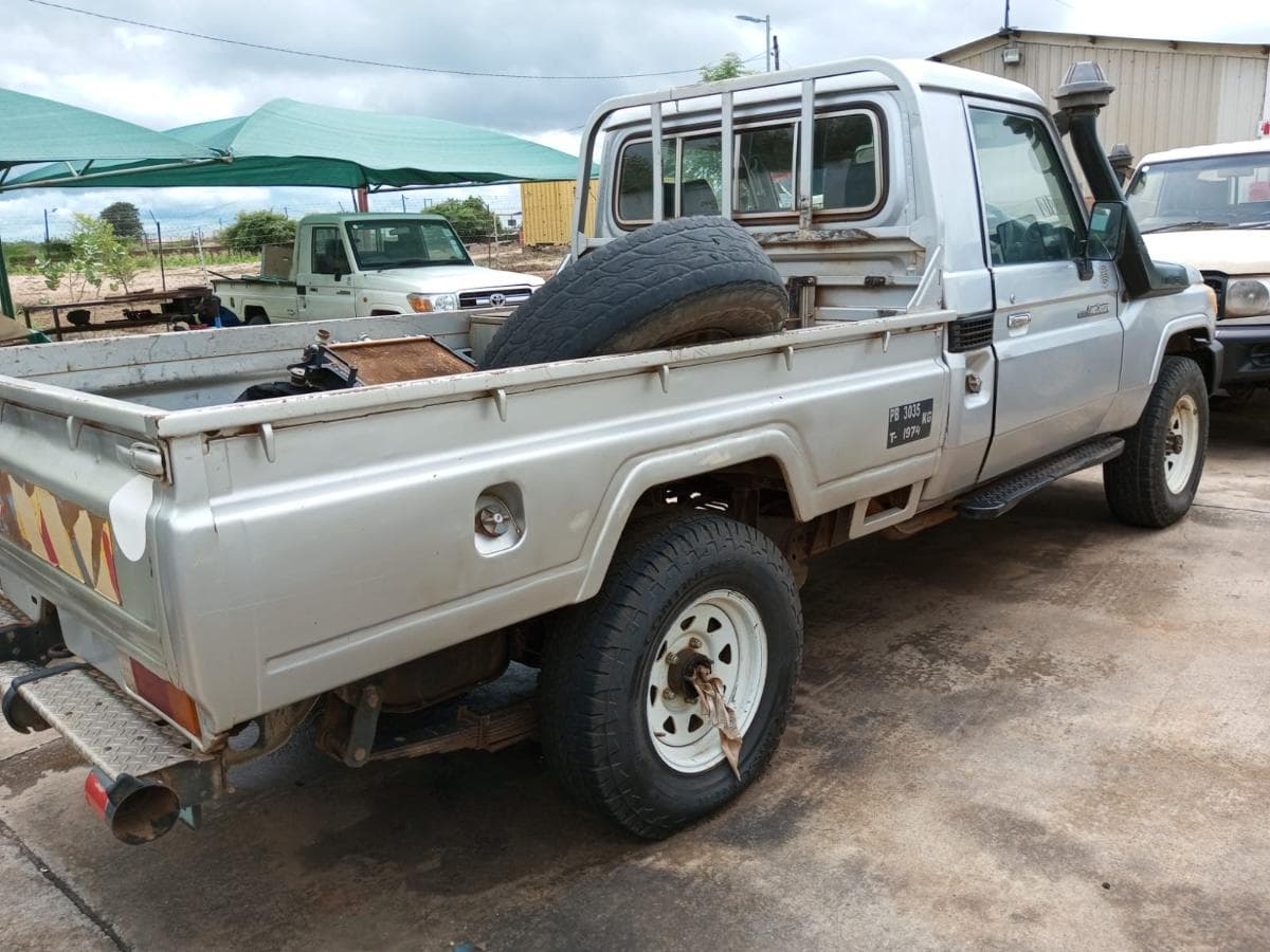 Toyota Land Cruiser · Ano 2012 — imagem 10