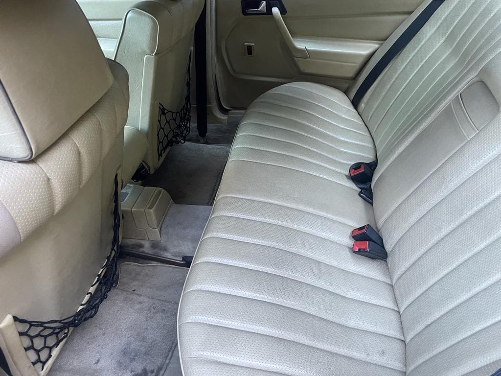 Mercedes-Benz 190D 2.2 · Ano 1994 — imagen 8