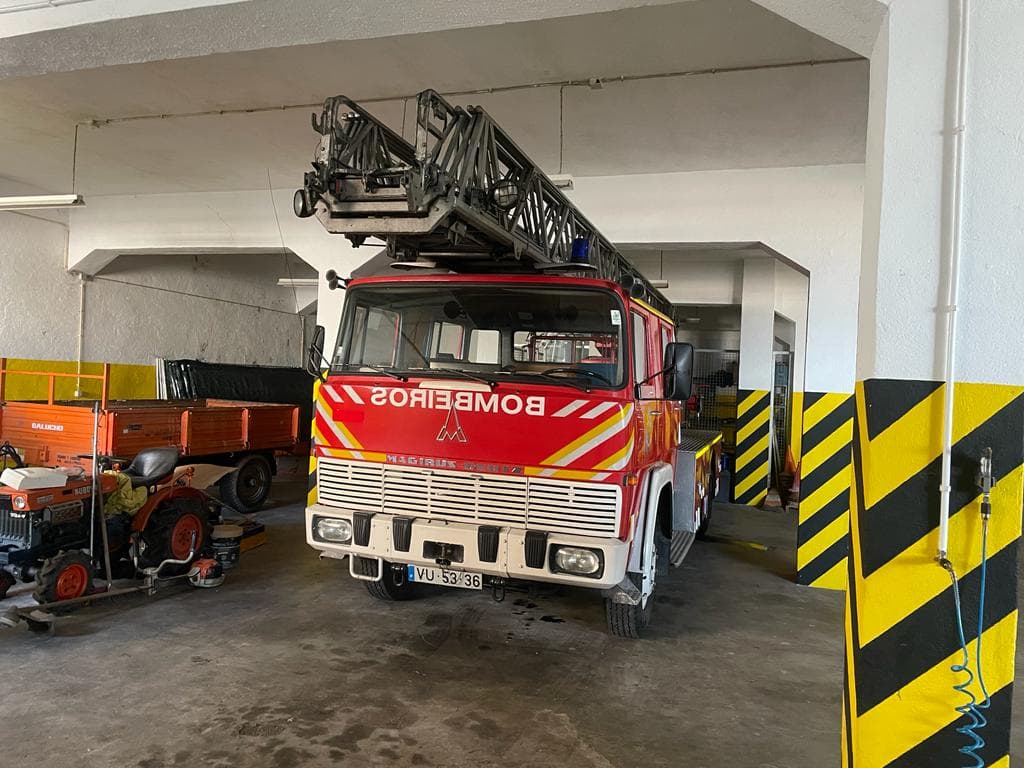 Magirus 170D 12F · Ano 1976 — imagem 3