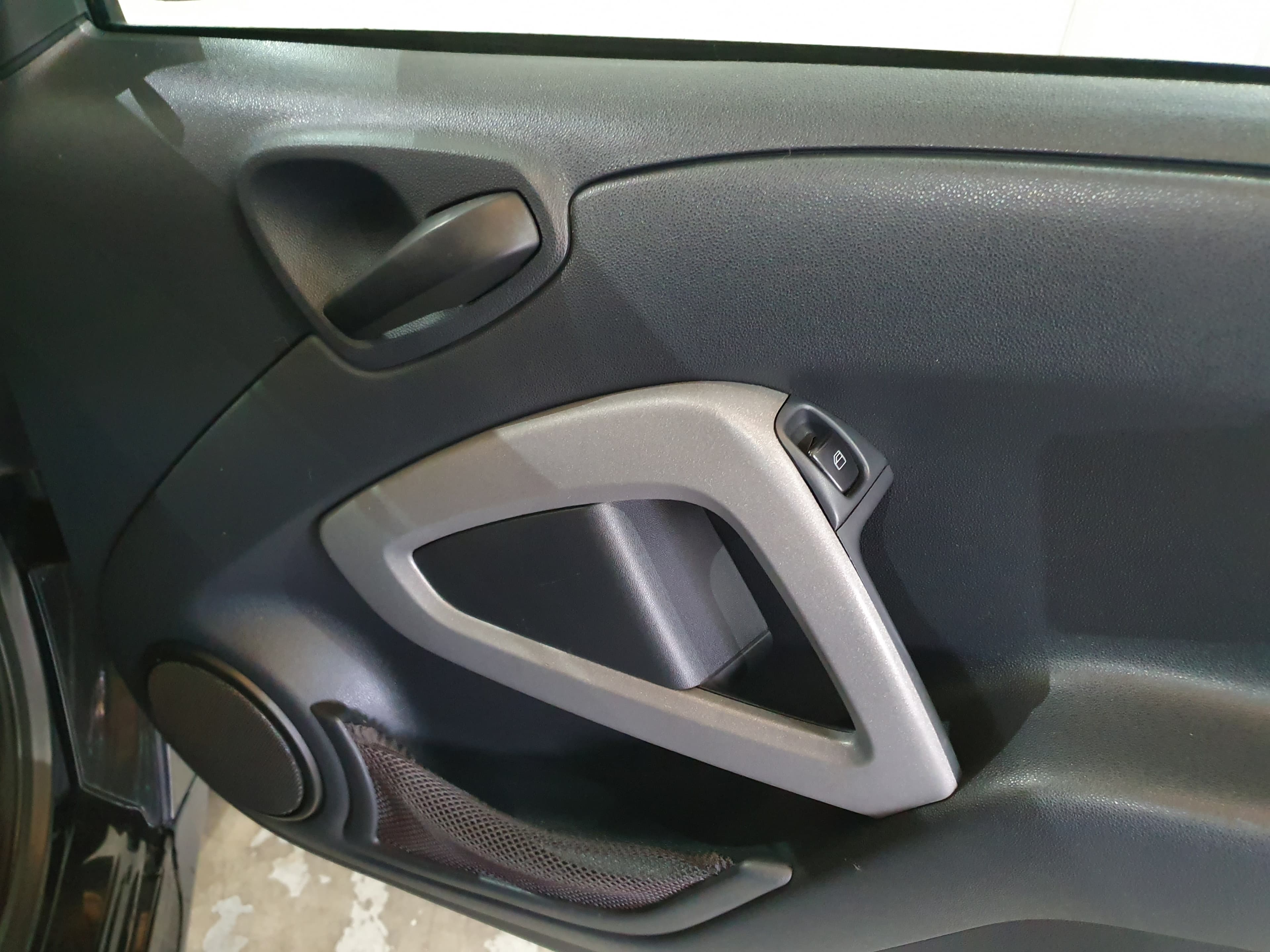 Smart Fortwo Coupé CDI · Ano 2009 — imagem 17