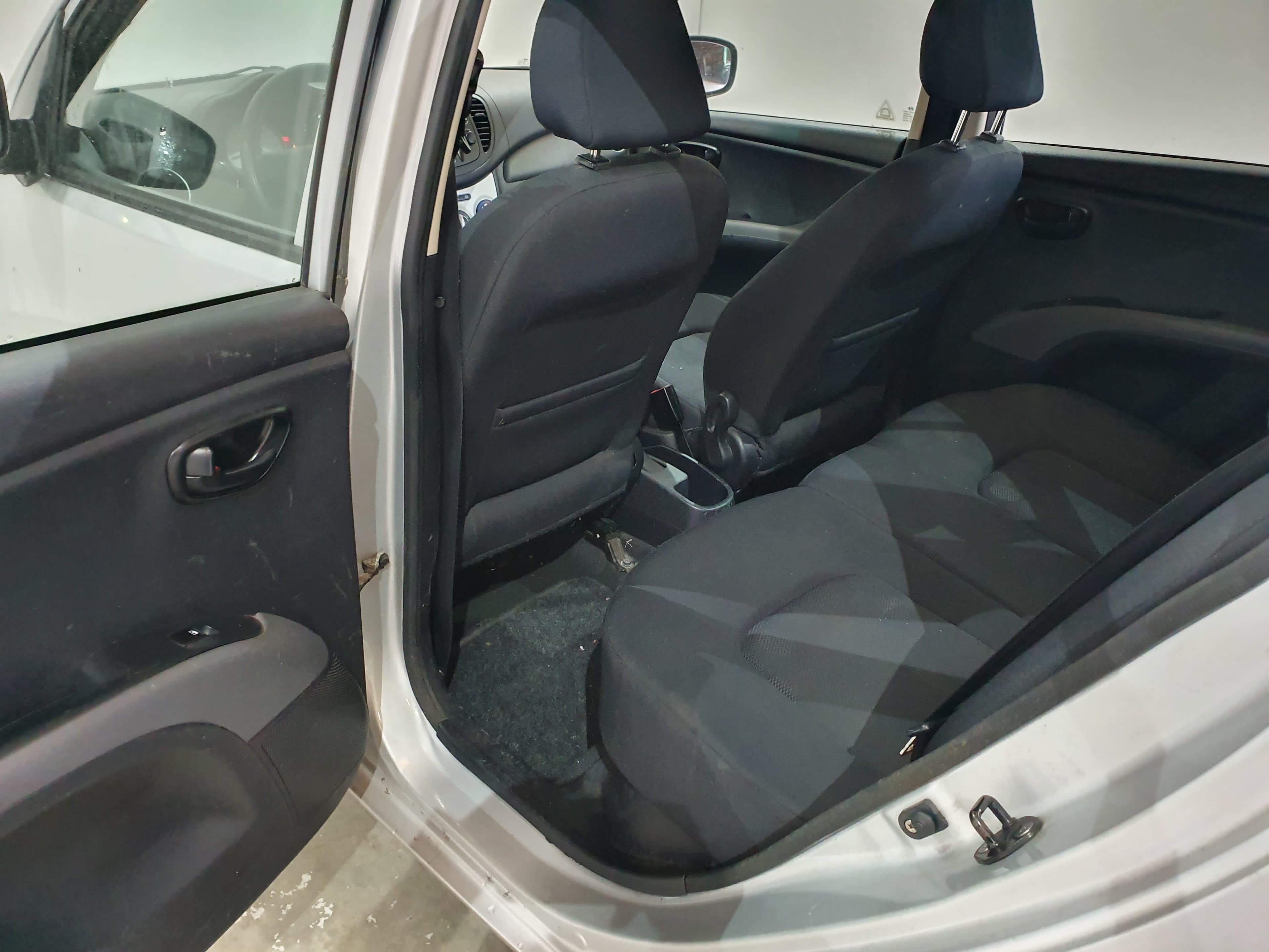 Hyundai i10 · Ano 2009 — imagen 25