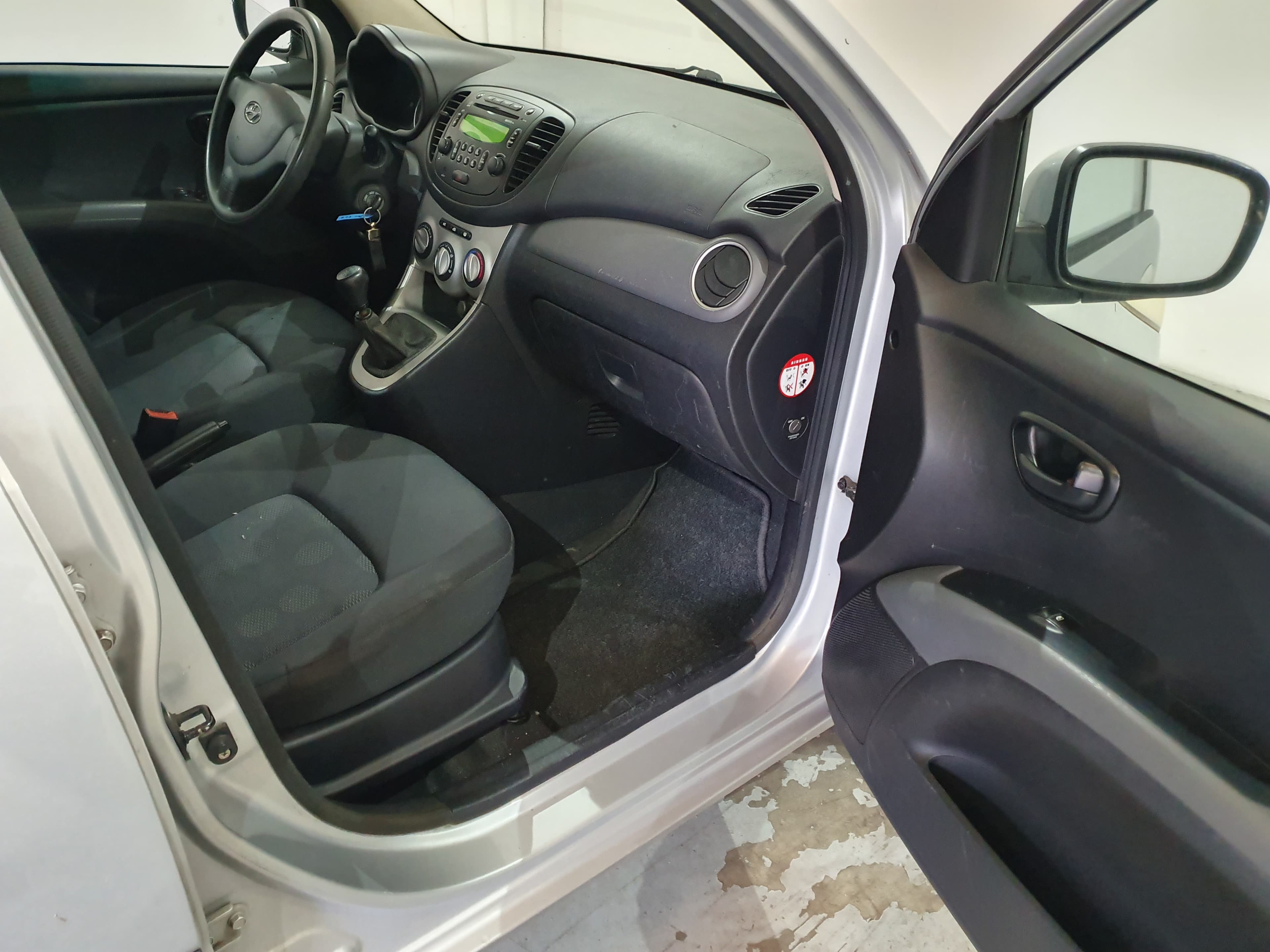 Hyundai i10 · Ano 2009 — imagen 22