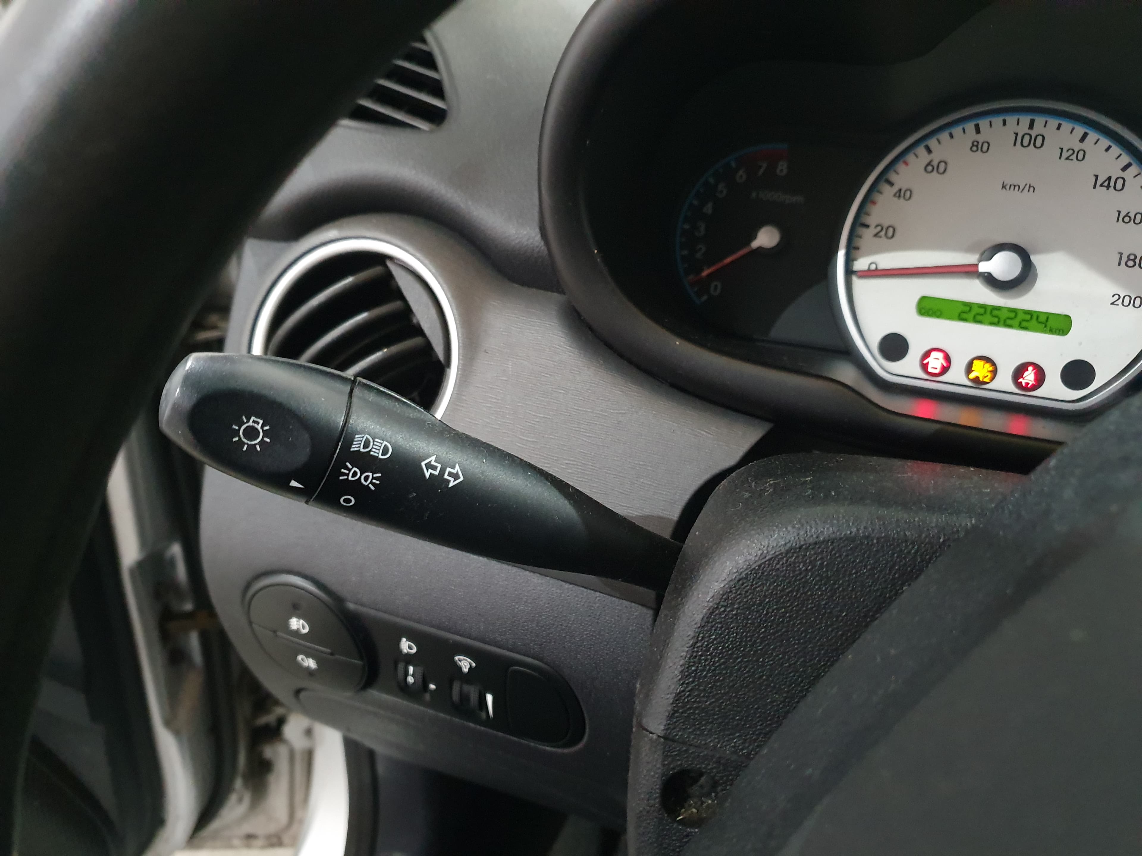Hyundai i10 · Ano 2009 — imagen 38