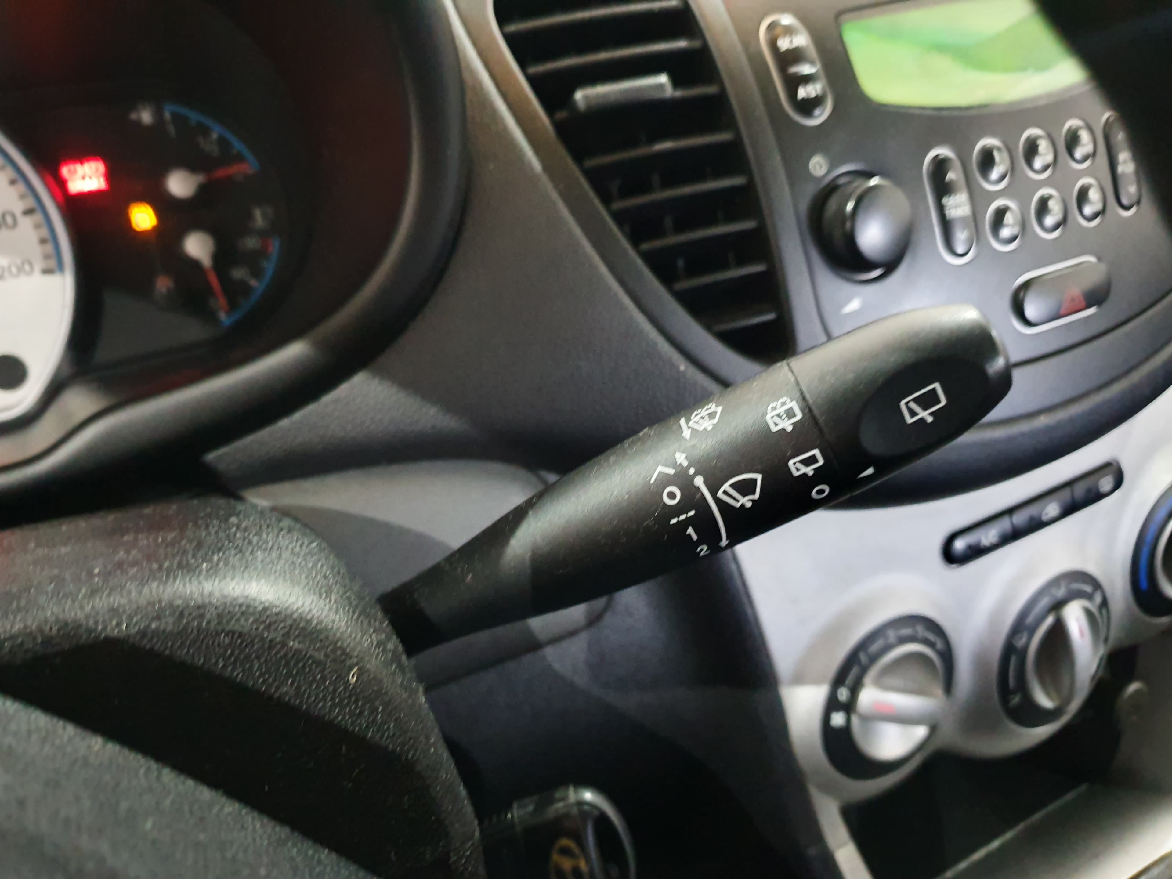 Hyundai i10 · Ano 2009 — imagen 37