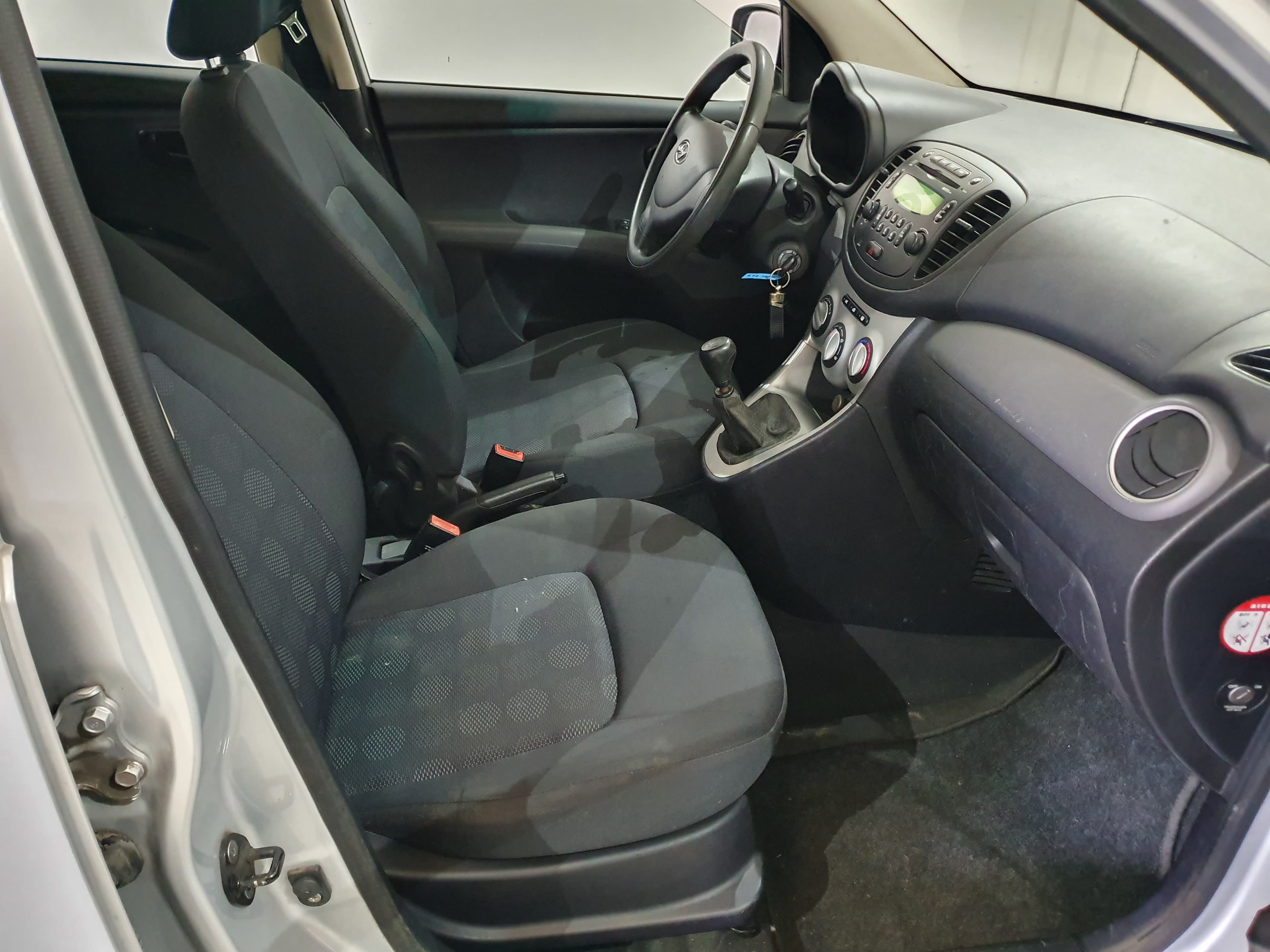 Hyundai i10 · Ano 2009 — imagen 24
