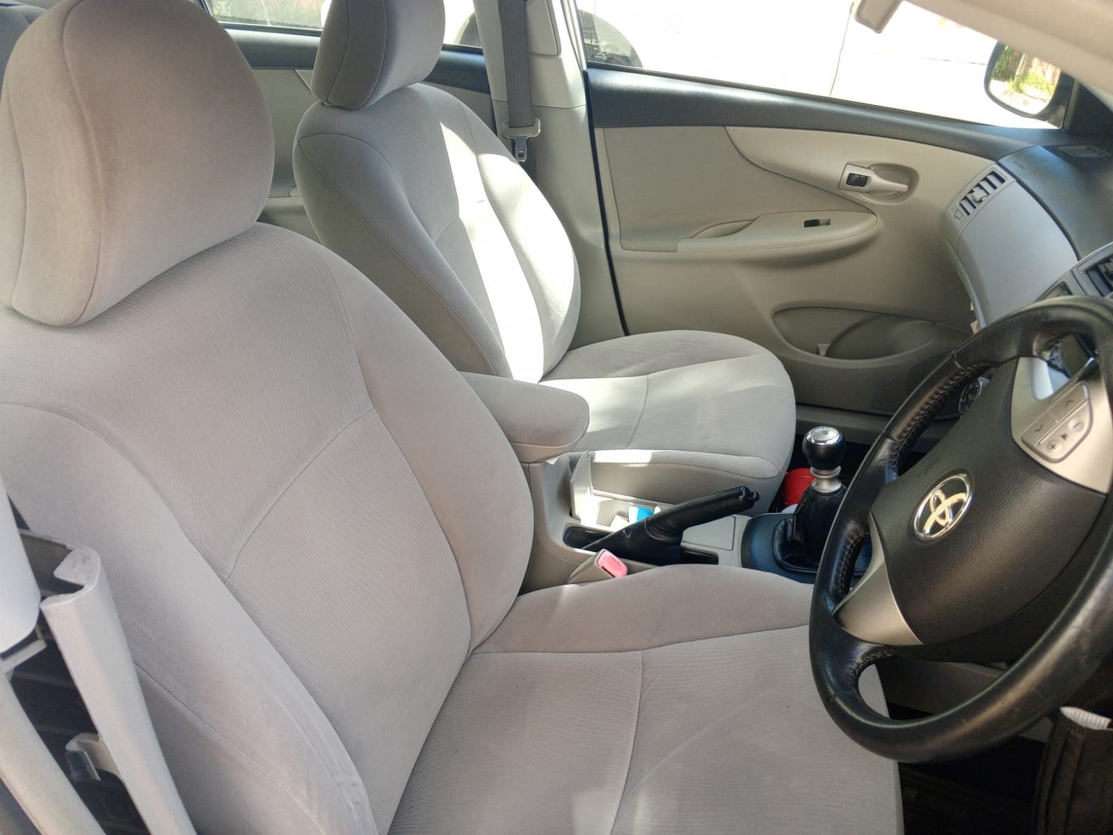 Toyota Corolla · Ano 2012 — imagem 12