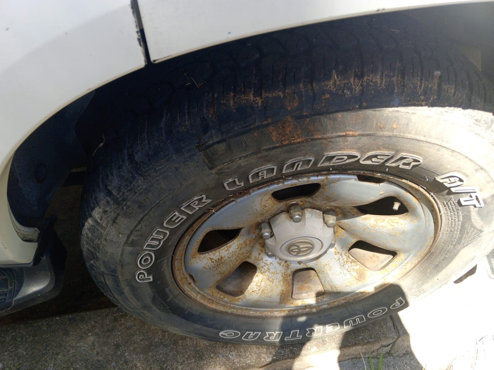 Toyota Land Cruiser Prado · Ano 2005 — imagem 10
