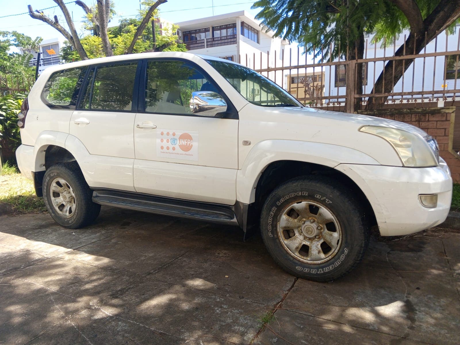 Toyota Land Cruiser Prado · Ano 2005 — imagem 3