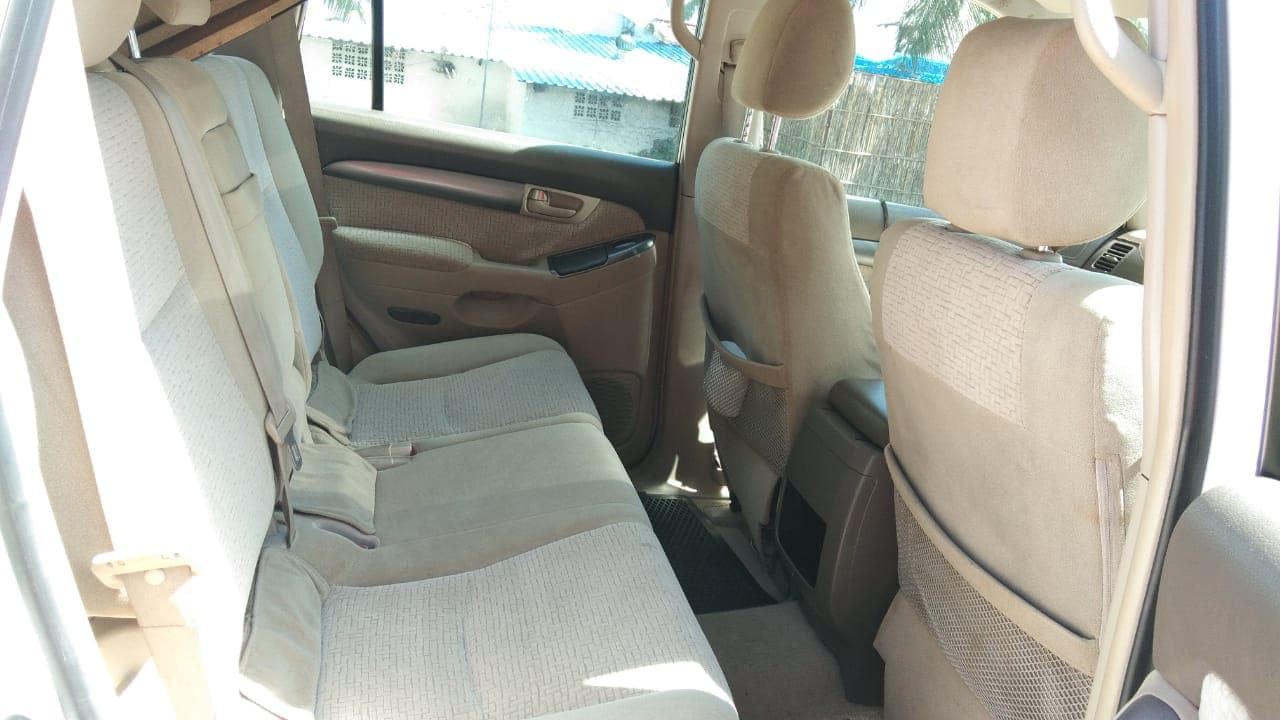 Toyota Land Cruiser Prado · Ano 2005 — imagen 9