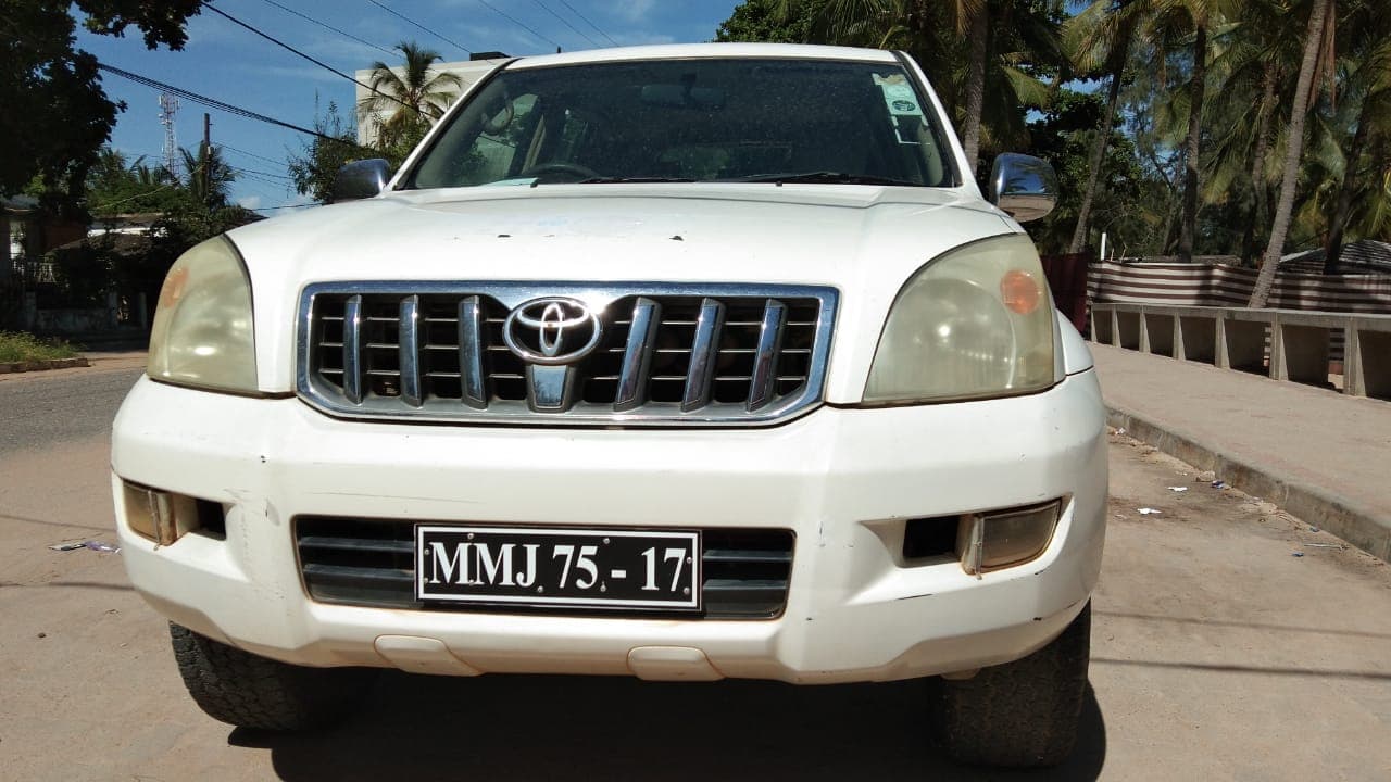 Toyota Land Cruiser Prado · Ano 2005 — imagen 3