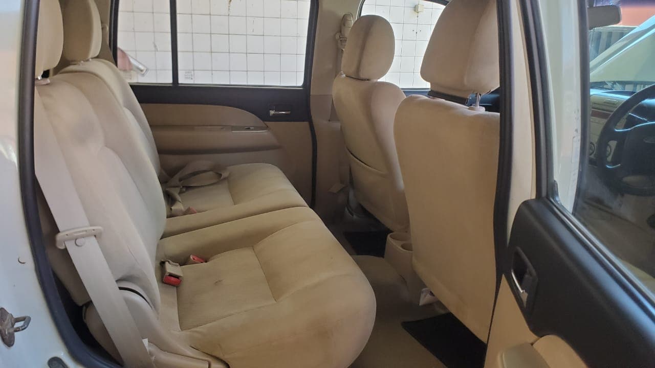 Ford Everest · Ano 2011 — imagen 7
