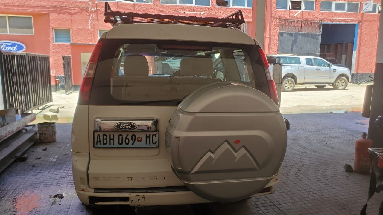 Ford Everest · Ano 2011 — imagen 2