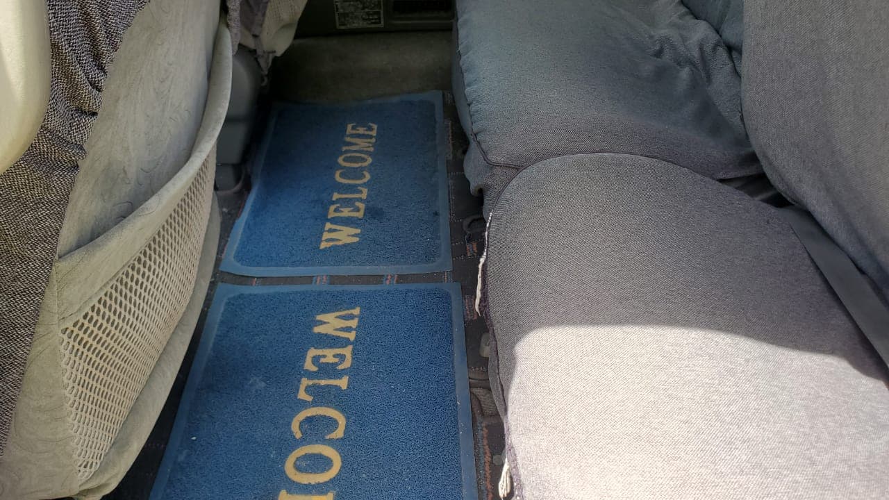 Toyota Noah · Ano 2001 — imagem 15