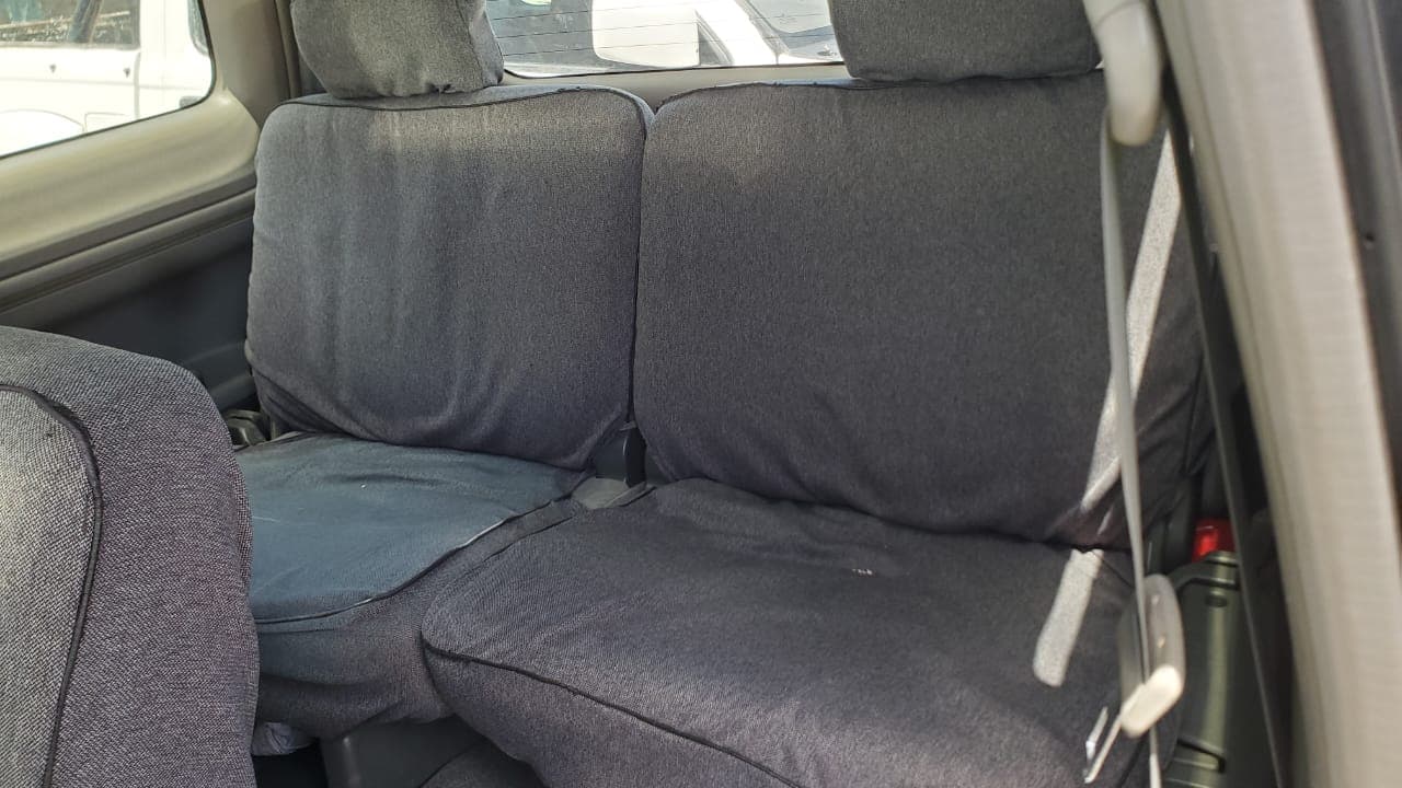 Toyota Noah · Ano 2001 — imagem 10