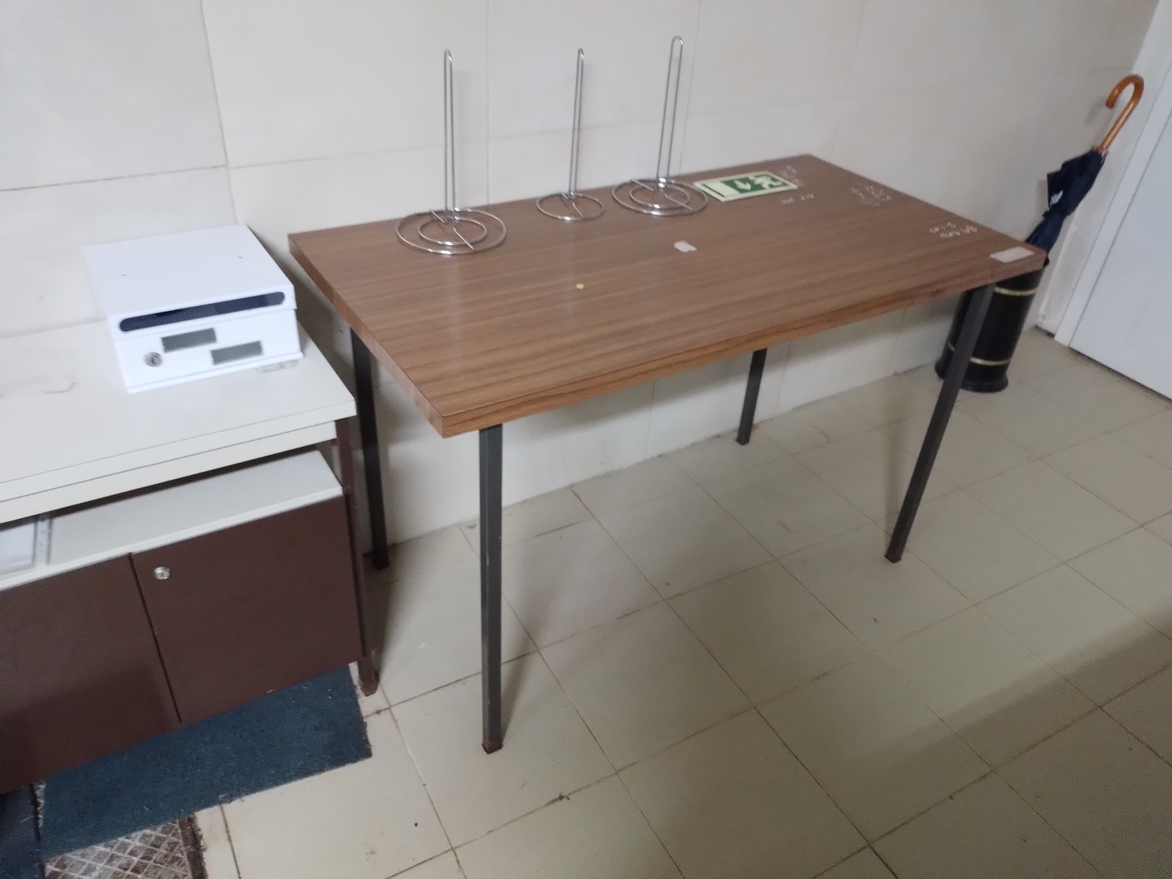 Estanteria · Equipamento Escritório · Diversos — imagem 60