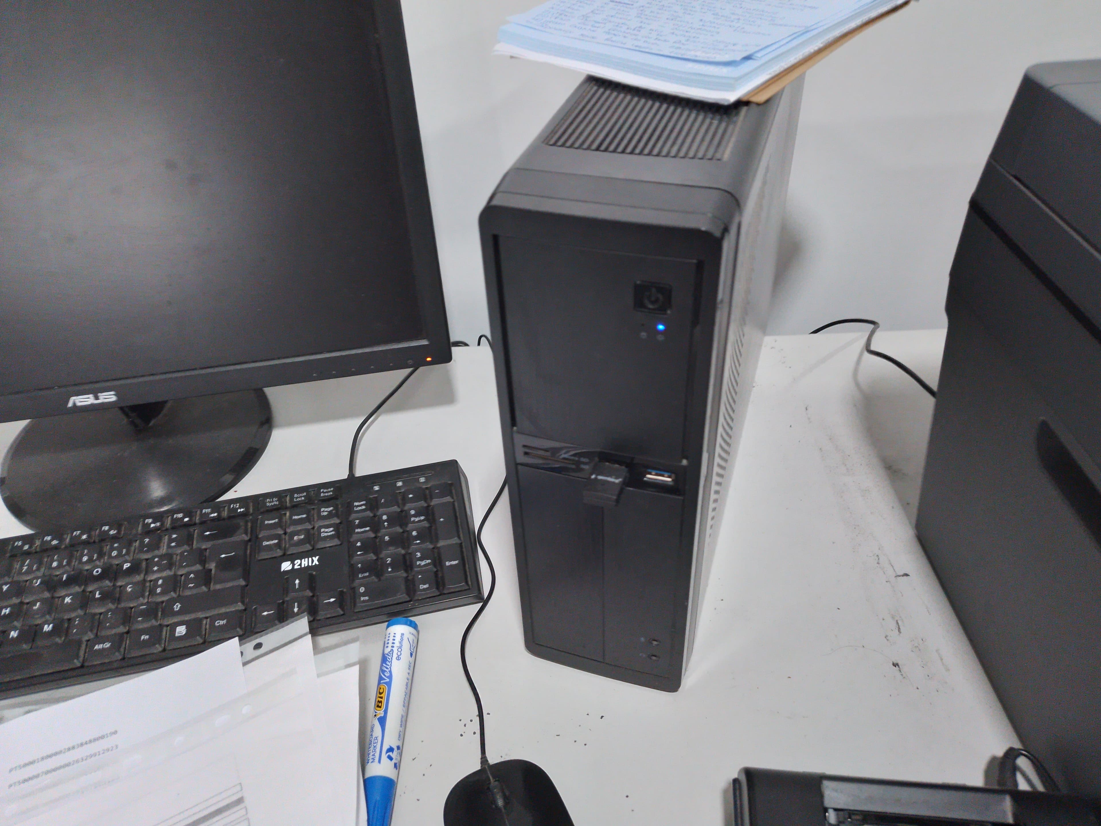 Estanteria · Equipamento Escritório · Diversos — imagem 46