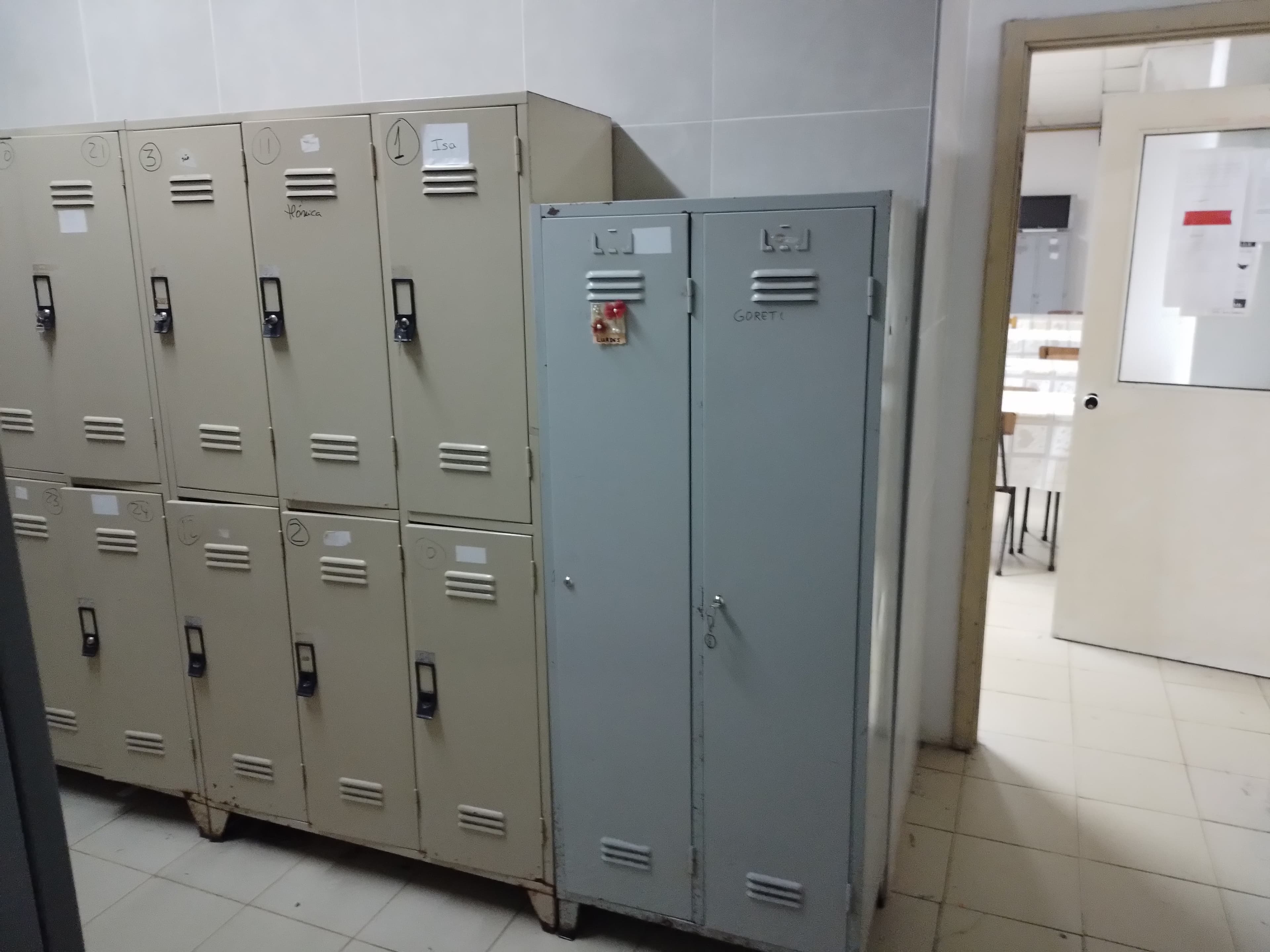 Estanteria · Equipamento Escritório · Diversos — imagem 65