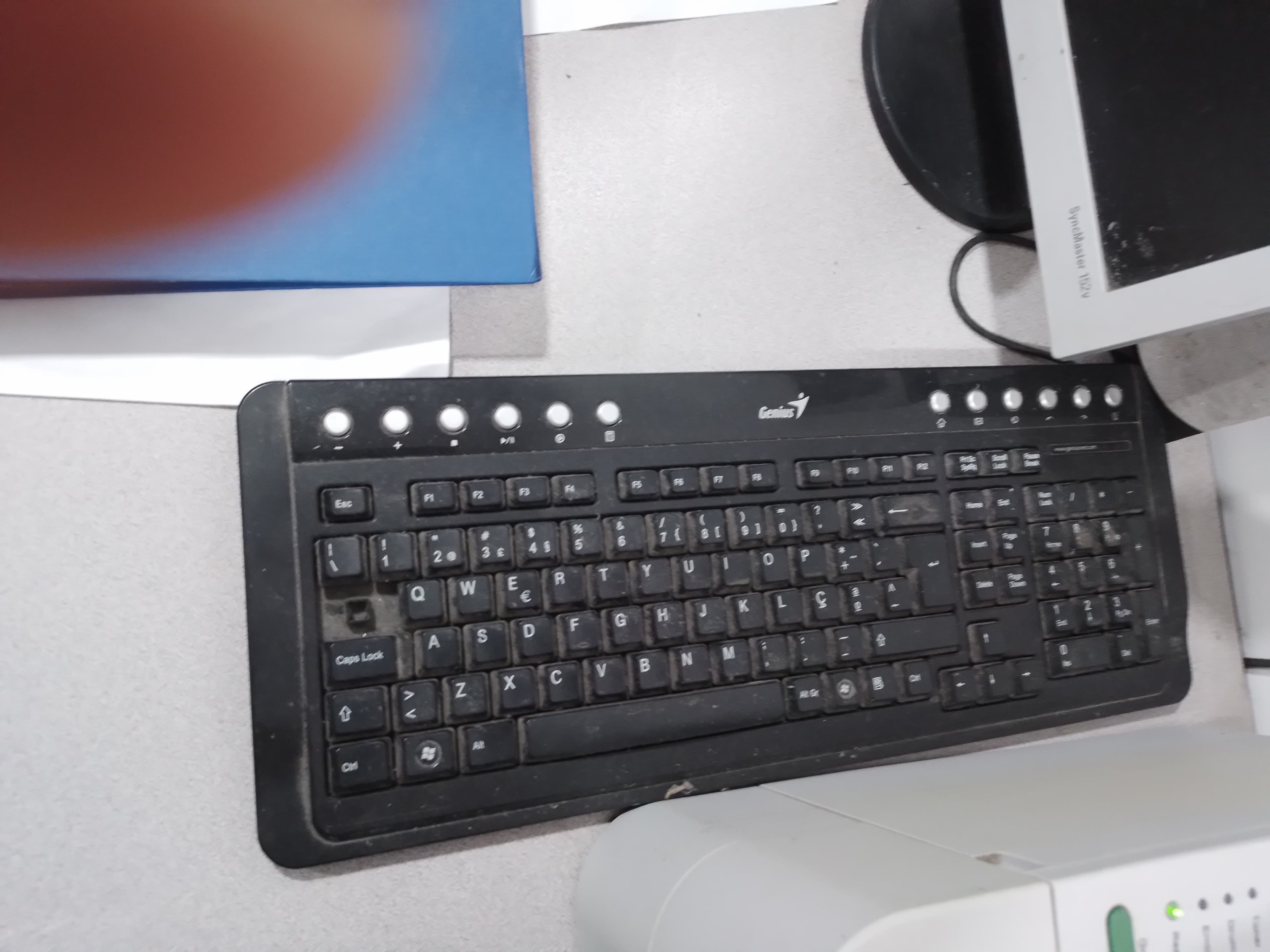 Estanteria · Equipamento Escritório · Diversos — imagem 37