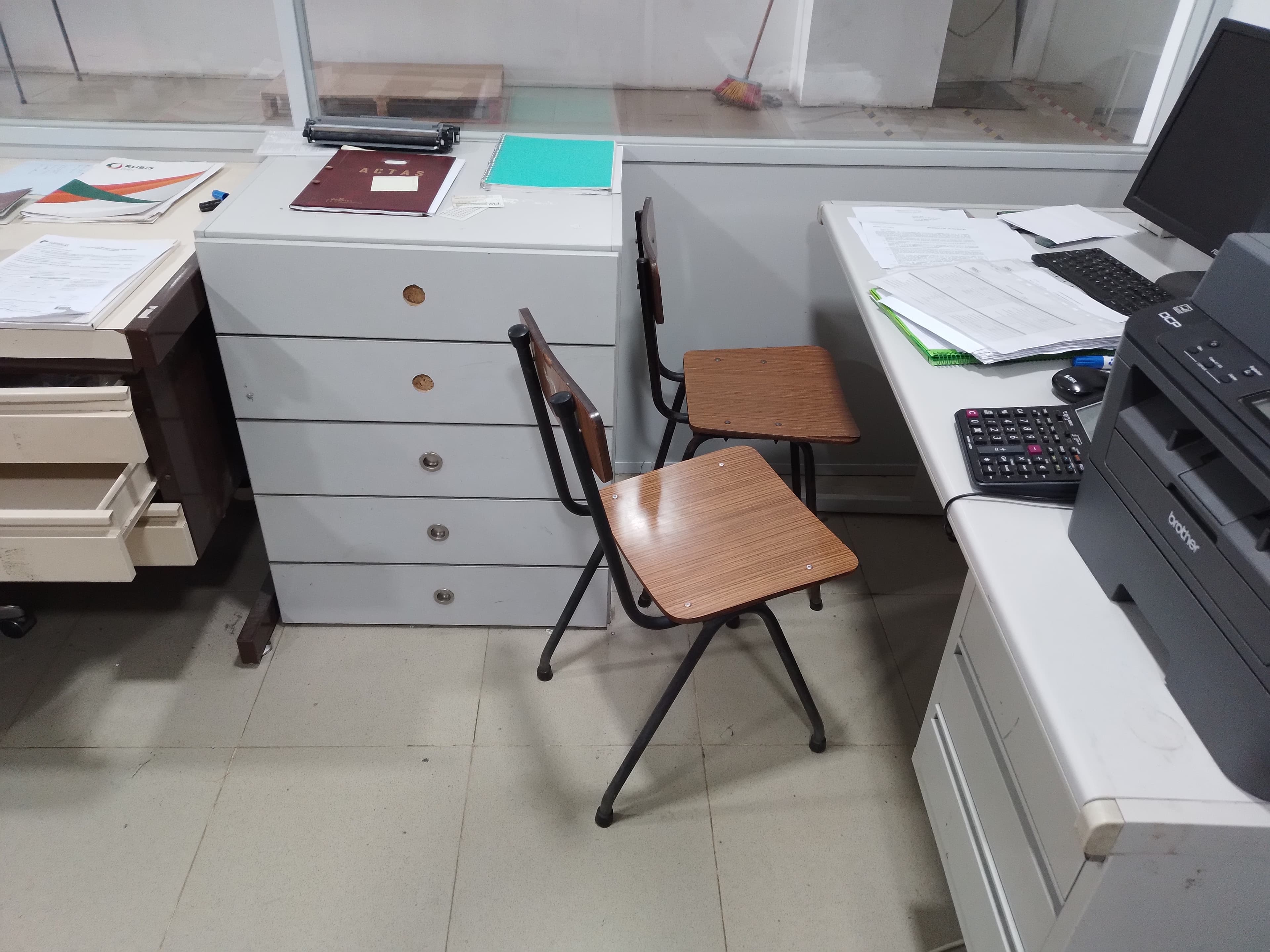 Estanteria · Equipamento Escritório · Diversos — imagem 48