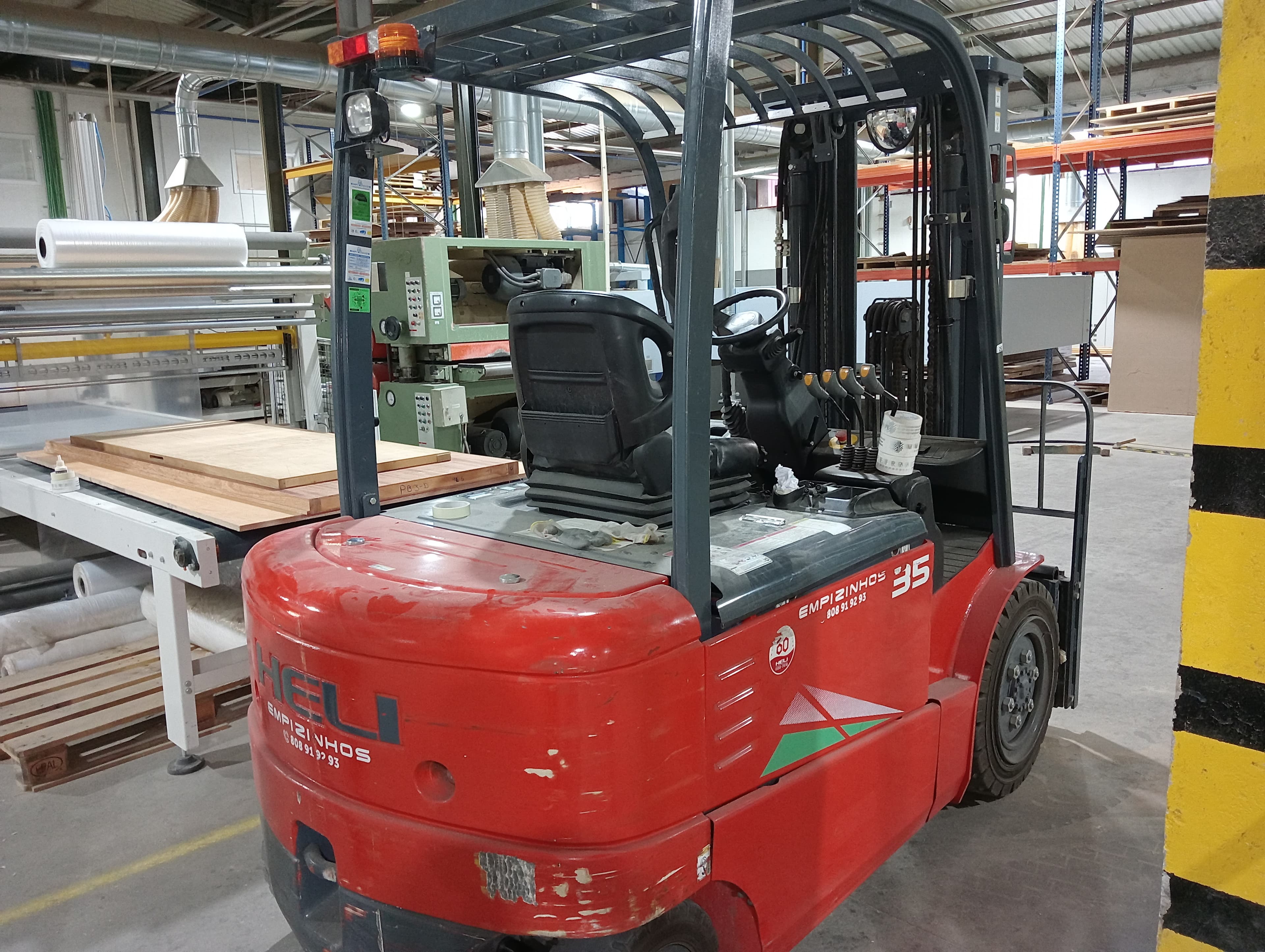 Equipamentos Industriais · Carpintaria — imagen 114