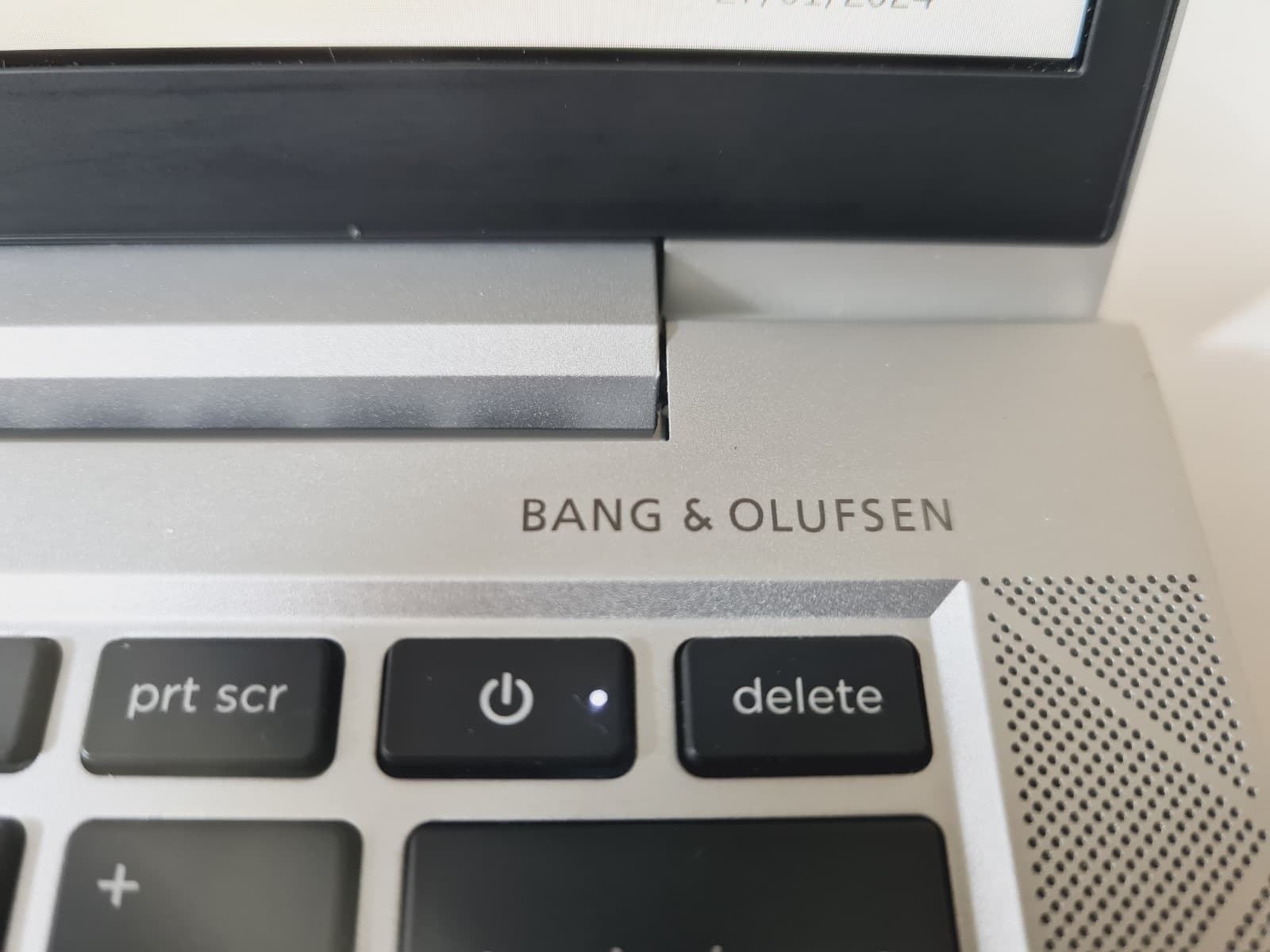 Portátil HP EliteBook 830 G7 — imagem 6
