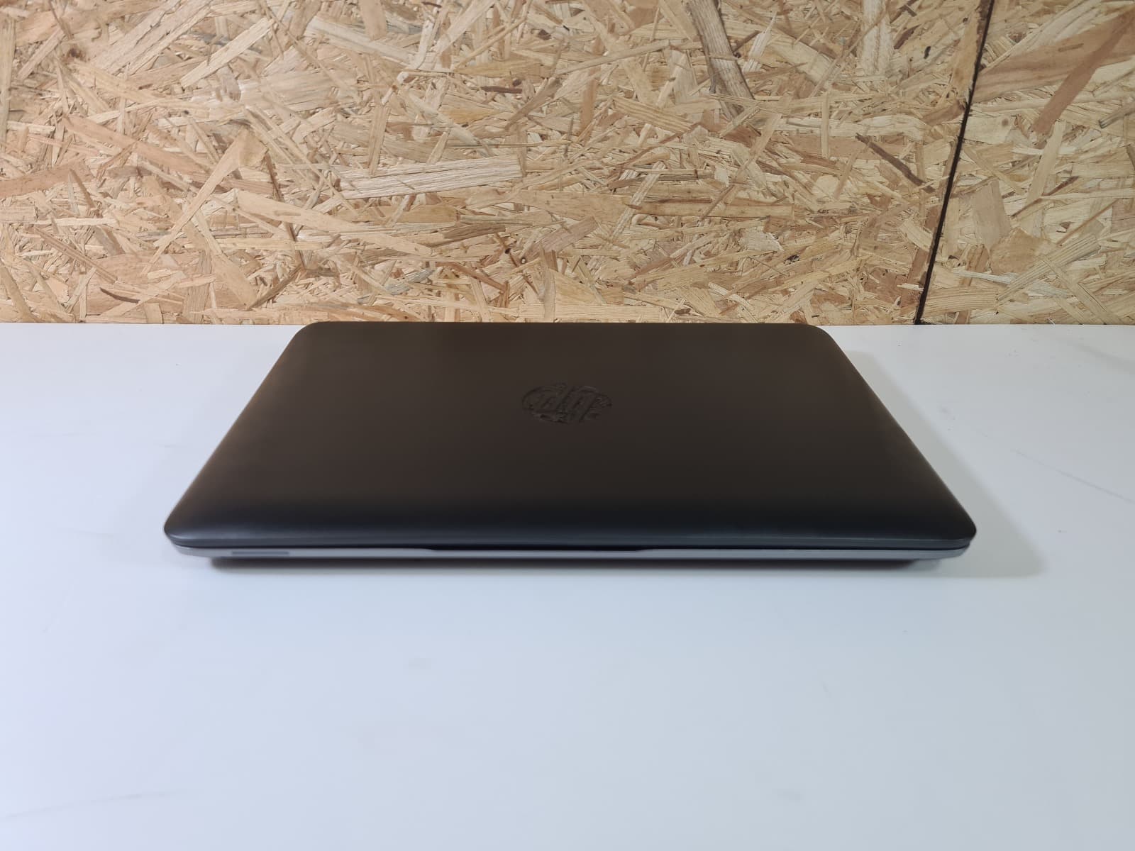 Portátil HP EliteBook 820 G2 — imagem 2