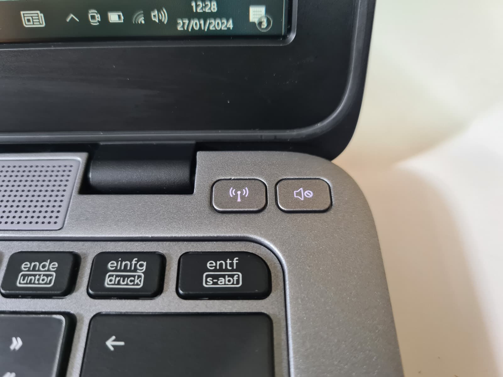Portátil HP EliteBook 820 G2 — imagem 3