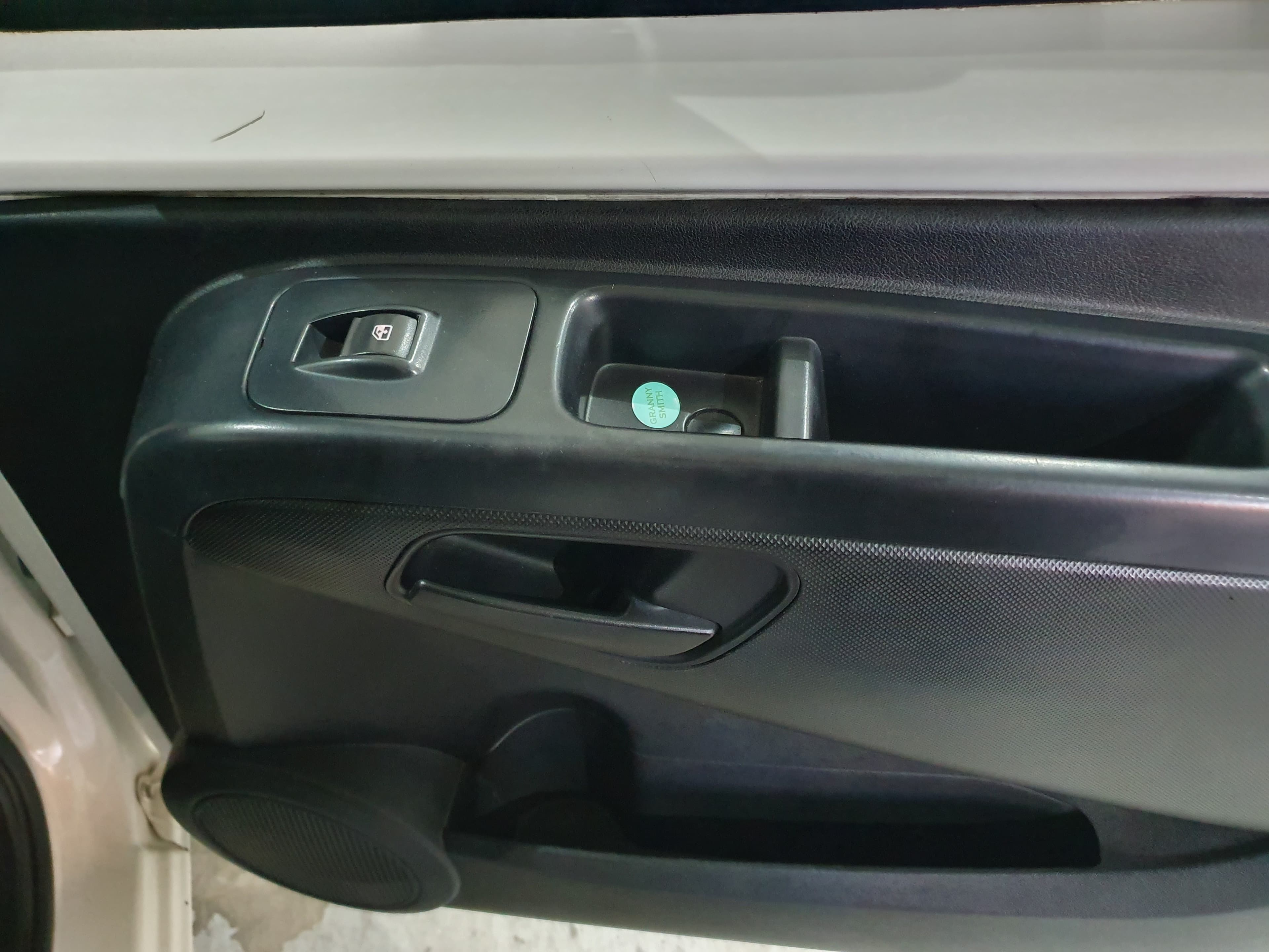 Peugeot Bipper · Ano 2015 — imagen 17