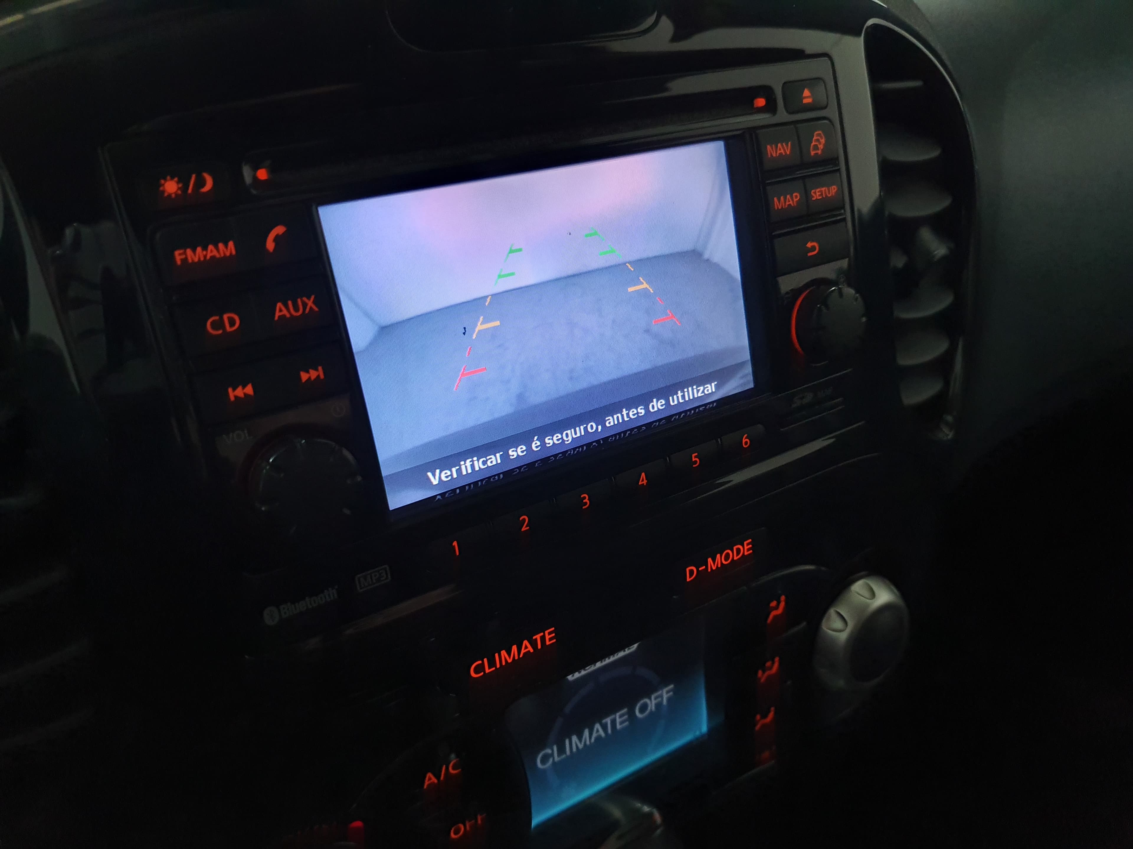 Nissan Juke 1.6 T 4x4 M-CVT · Ano 2011 — imagem 40