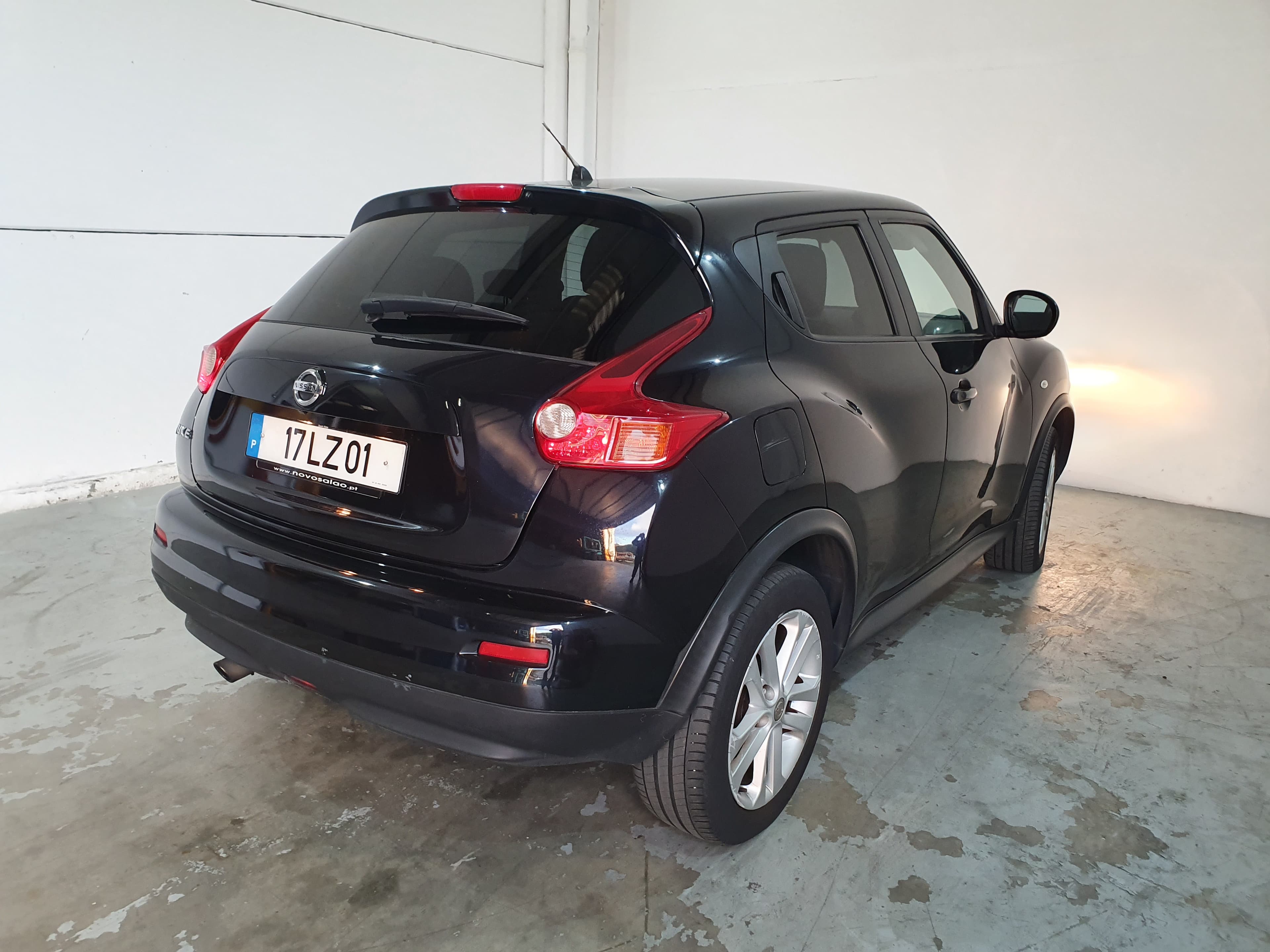 Nissan Juke 1.6 T 4x4 M-CVT · Ano 2011 — imagem 6